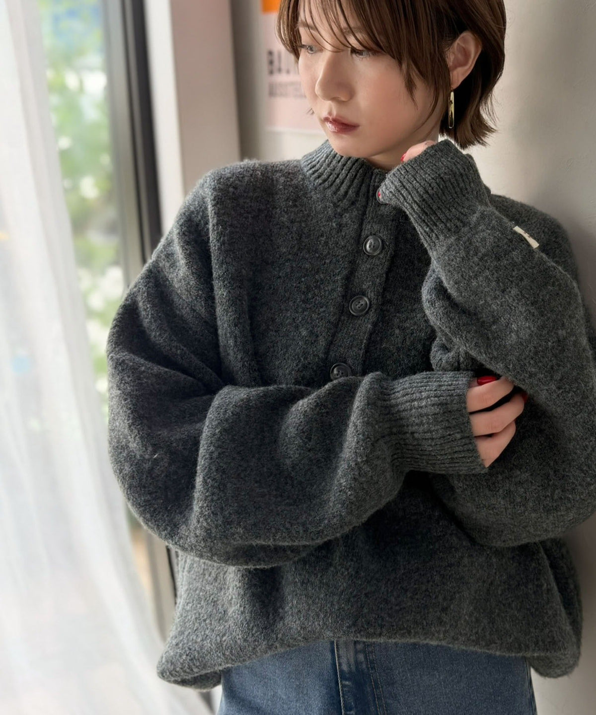 《JaVaジャバコラボ》ふんわり袖たっぽり。配色テープアノラック風ニットプルオーバー jv1380013