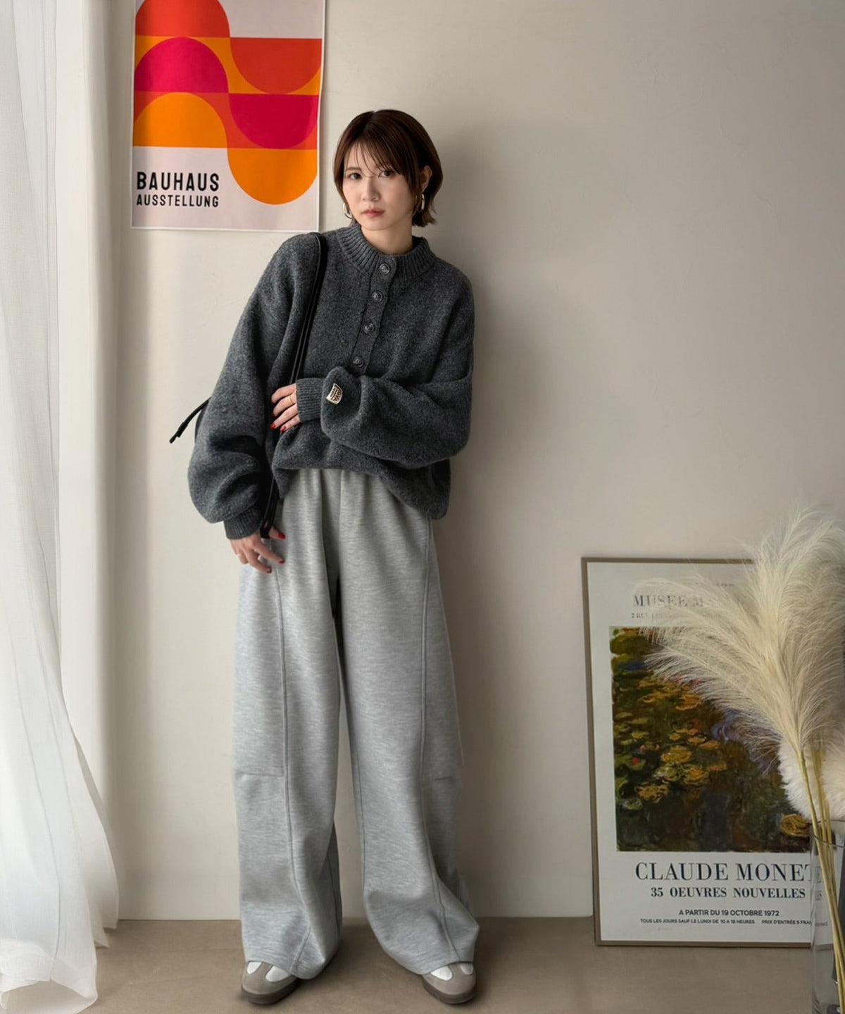 《JaVaジャバコラボ》ふんわり袖たっぽり。配色テープアノラック風ニットプルオーバー jv1380013