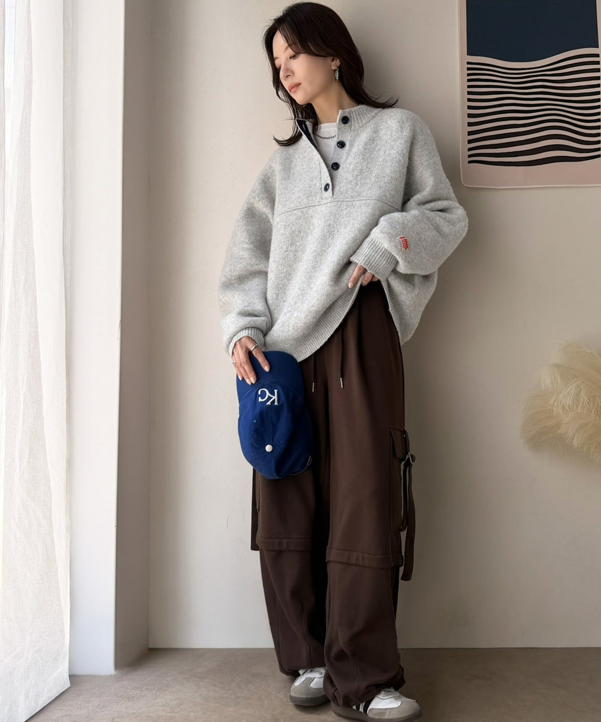 《JaVaジャバコラボ》ふんわり袖たっぽり。配色テープアノラック風ニットプルオーバー jv1380013