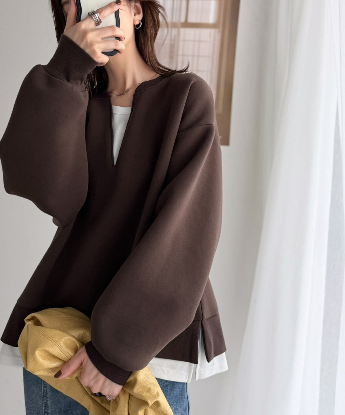 《Maiko Amemori×クラシカルエルフコラボ》重ね着しているような、こなれ感を一枚で♪ ダンボールニット×Tシャツドッキングトップス ce1010656