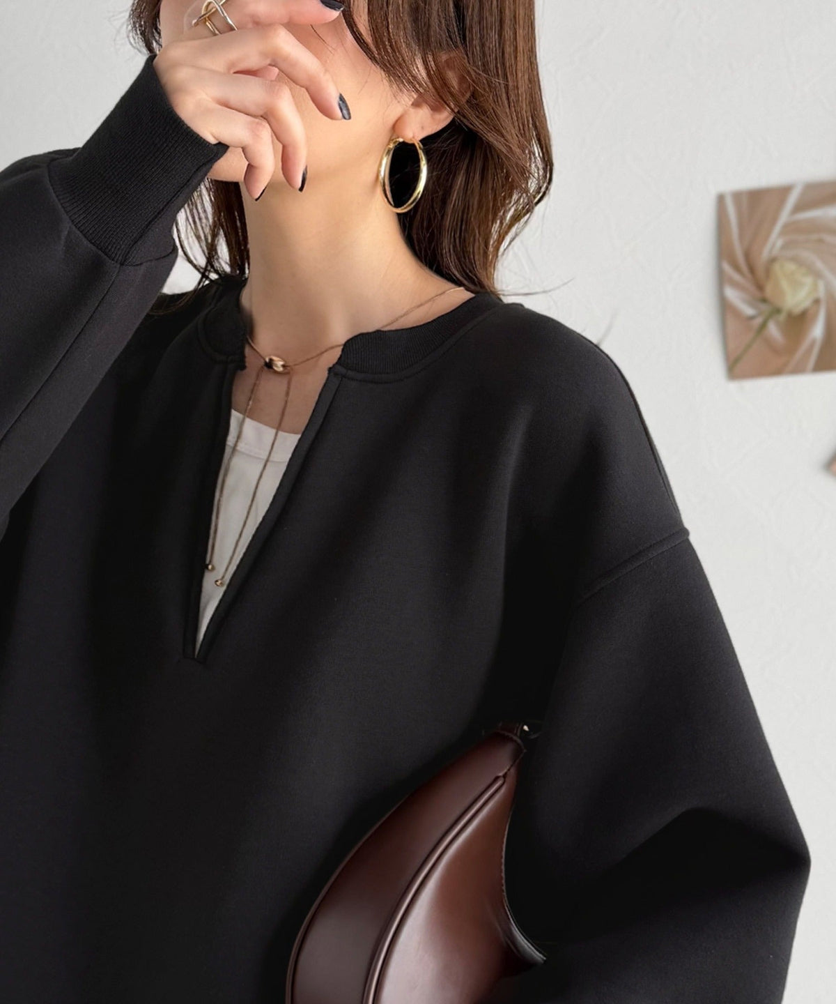 《Maiko Amemori×クラシカルエルフコラボ》重ね着しているような、こなれ感を一枚で♪ ダンボールニット×Tシャツドッキングトップス ce1010656