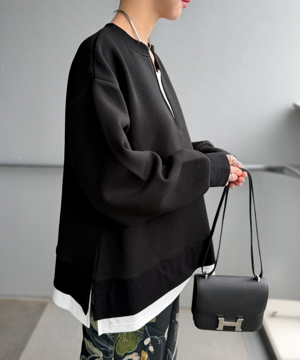 《Maiko Amemori×クラシカルエルフコラボ》重ね着しているような、こなれ感を一枚で♪ ダンボールニット×Tシャツドッキングトップス ce1010656