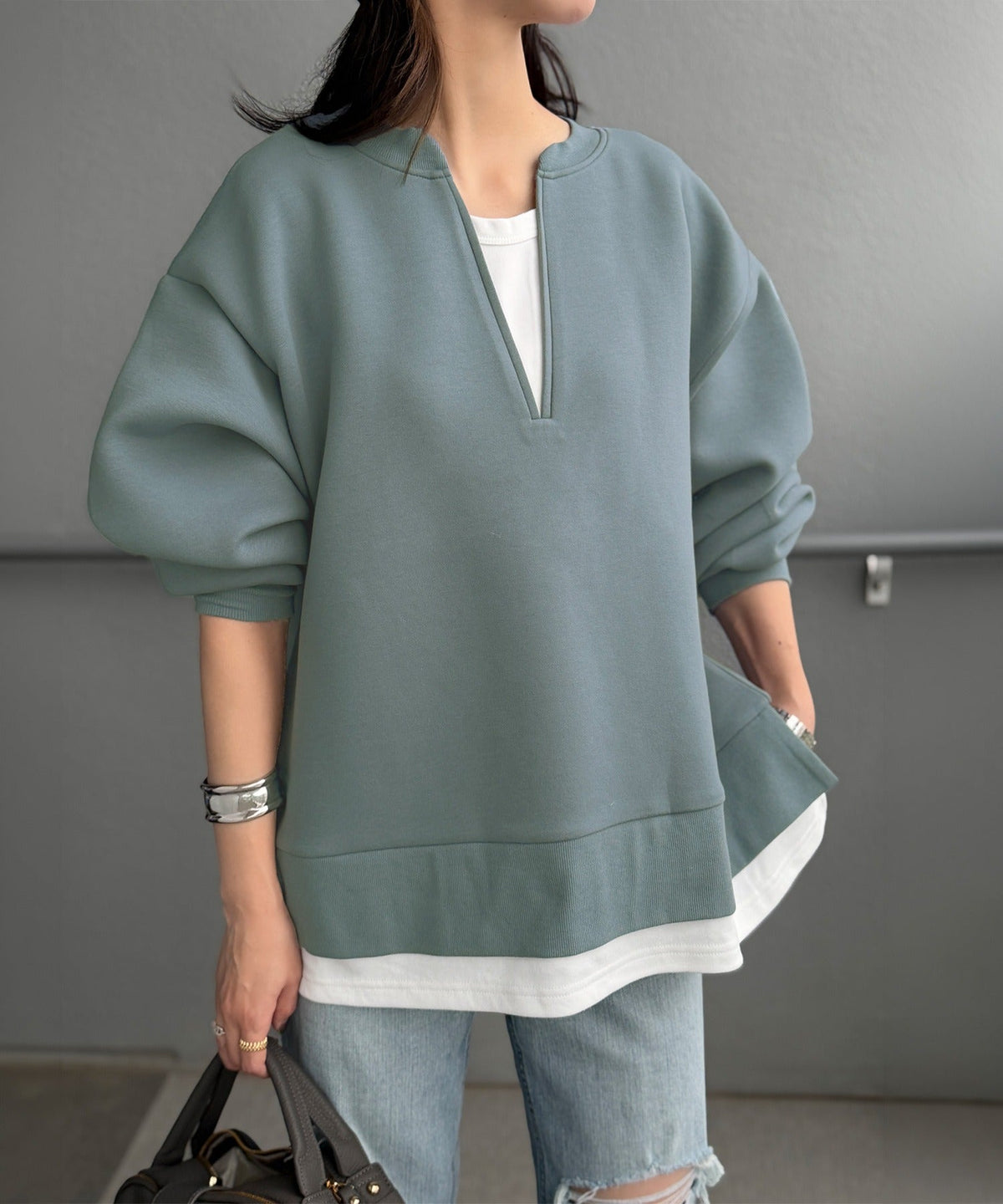 《Maiko Amemori×クラシカルエルフコラボ》重ね着しているような、こなれ感を一枚で♪ ダンボールニット×Tシャツドッキングトップス ce1010656