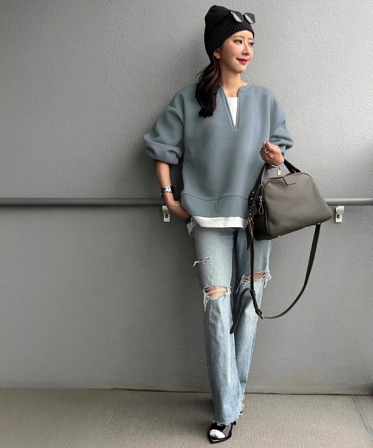 《Maiko Amemori×クラシカルエルフコラボ》重ね着しているような、こなれ感を一枚で♪ ダンボールニット×Tシャツドッキングトップス ce1010656