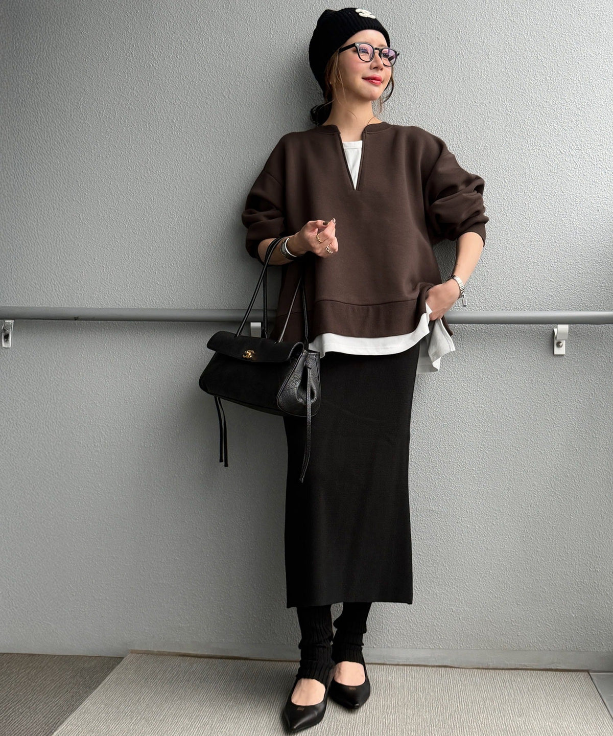 《Maiko Amemori×クラシカルエルフコラボ》重ね着しているような、こなれ感を一枚で♪ ダンボールニット×Tシャツドッキングトップス ce1010656