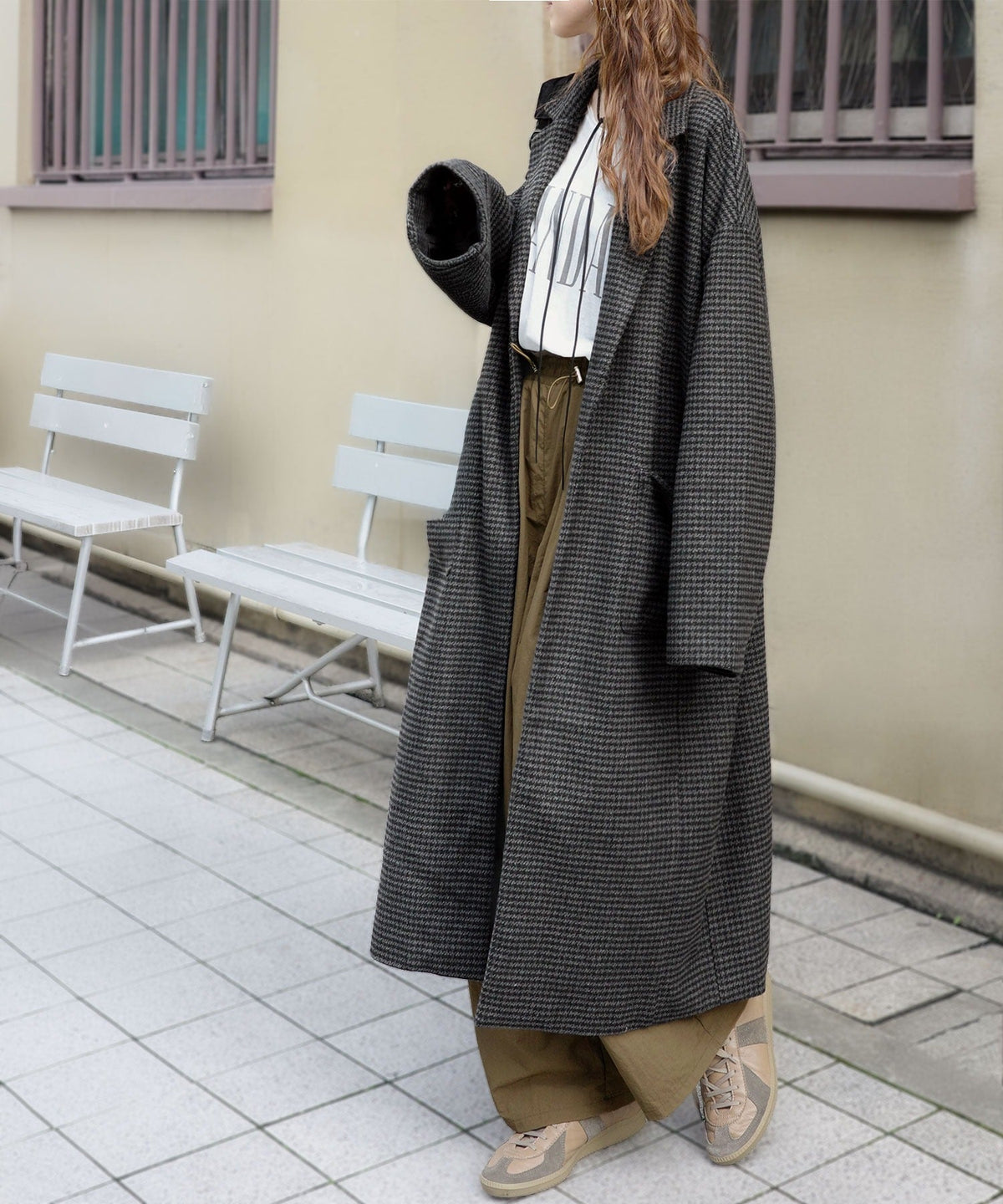 《marina×クラシカルエルフコラボ》羽織るだけで、いつものコーデが見違える。千鳥柄オーバーサイズロングコート ce1010643