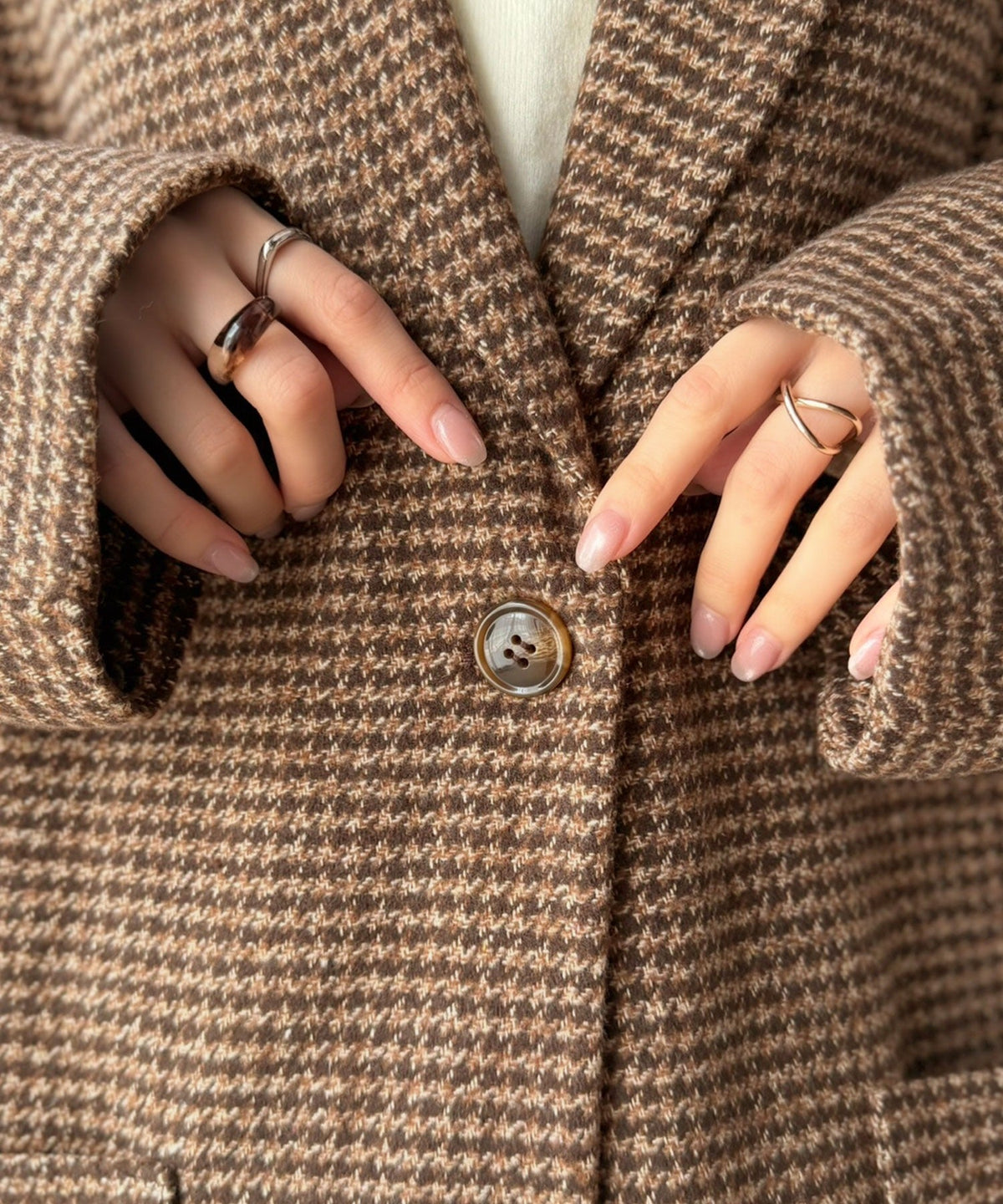 《marina×クラシカルエルフコラボ》羽織るだけで、いつものコーデが見違える。千鳥柄オーバーサイズロングコート ce1010643