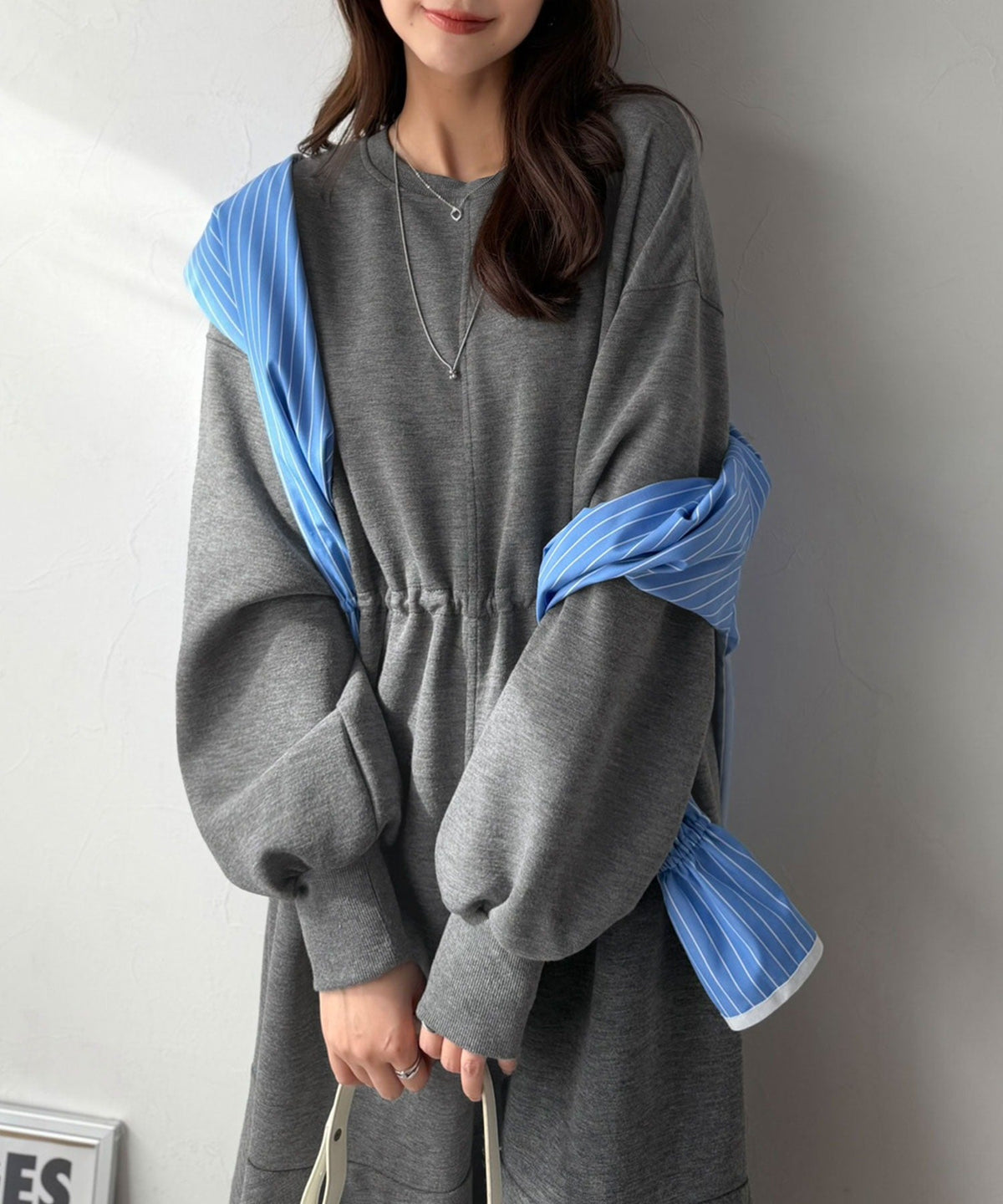 《daaco×クラシカルエルフコラボ》甘さもメリハリも、欲張りに♪ウエストドロストダンボールワンピース（ロング丈） ce1010649