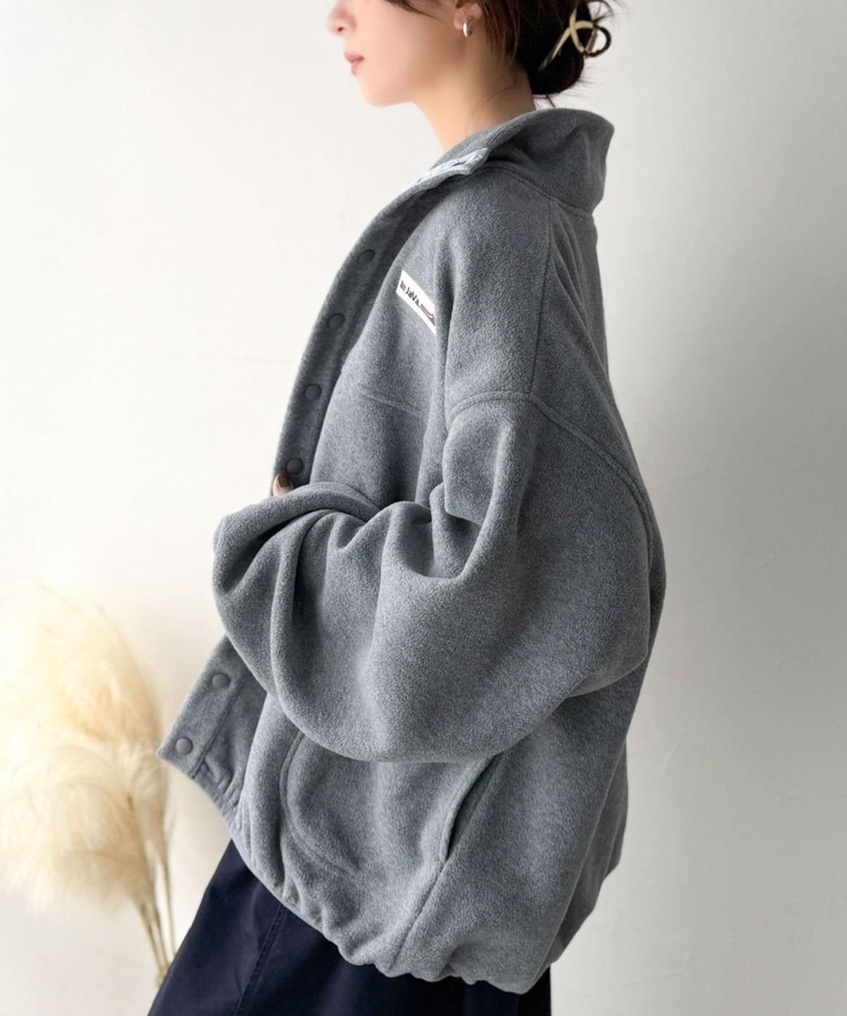 《JaVaジャバコラボ》ゆったりボリュームシルエットで華奢見え◎ポップな色合いが目を惹く♪配色フリースブルゾン jv1050393