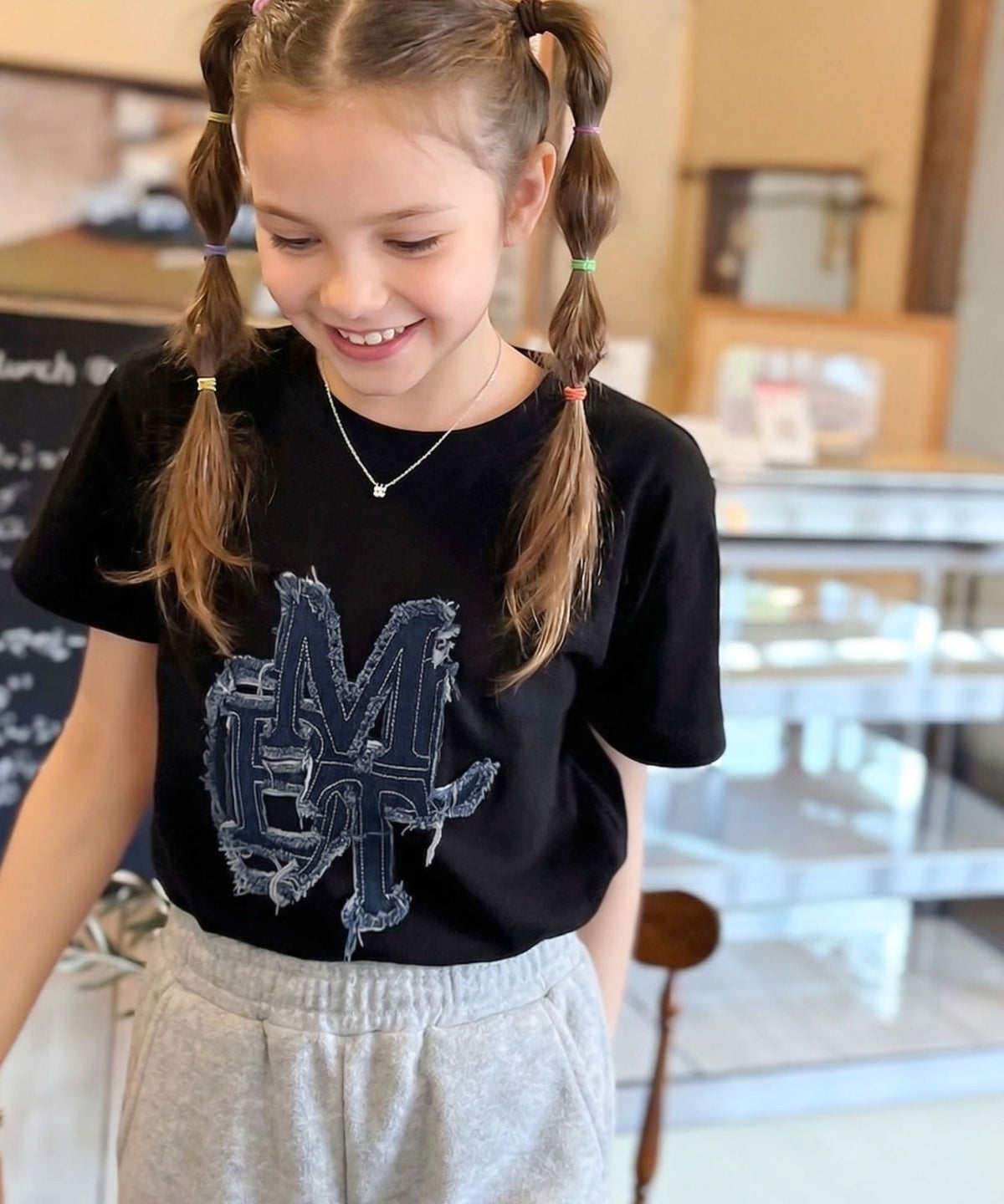 【キッズ】親子リンクコーデ可能♪毎日着せたい 綿100％デニムワッペンフリンジ使いTシャツ mk1329037