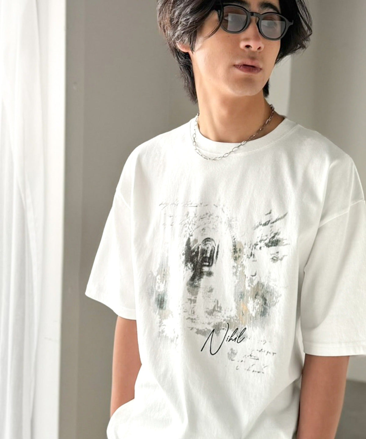 綿100％ ワンポイント刺繍入り ヴィンテージ グラフィックアソートTシャツ／Vintage Graphic Assorted T-Shirt co1320010