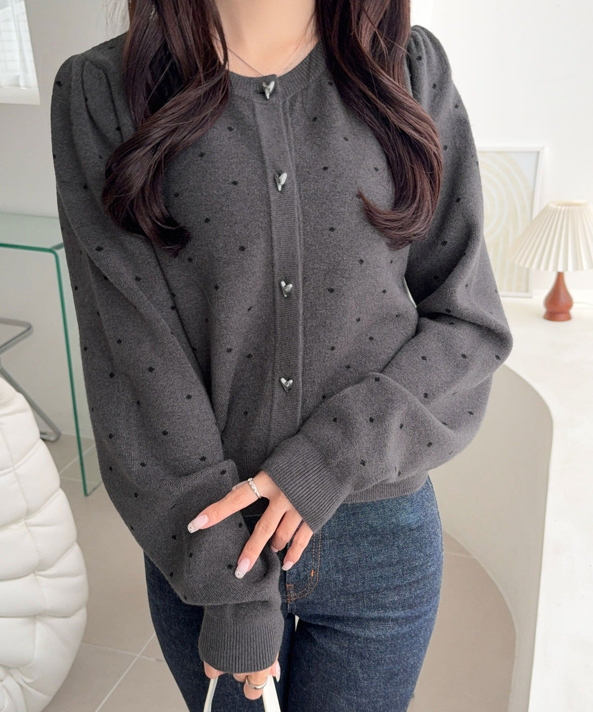 【mily bilet】きらめくハートで甘さをひとさじ。ハート釦ギャザースリーブもちもちカーディガン(ドット/無地) mi1329127