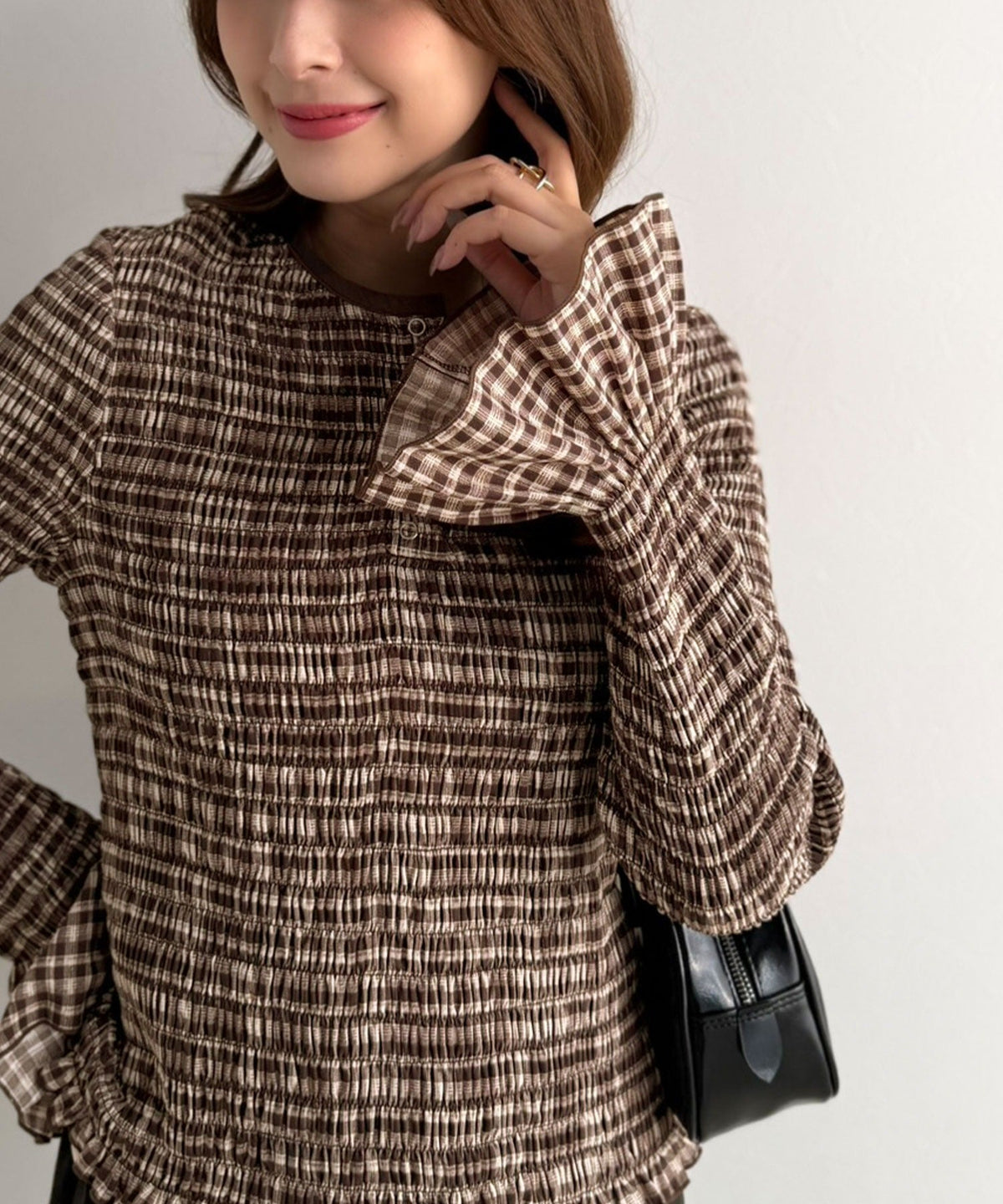 【Classical Evon】甘さひとさじ。表情で魅せる大人チェック。キャンディスリーブシャーリングヘンリートップス ev1010671