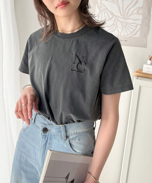 《JaVaジャバコラボ》大人カジュアルにぴったり！綿100％英字胸刺繍ピグメント加工Tシャツ（半袖） jv1330018