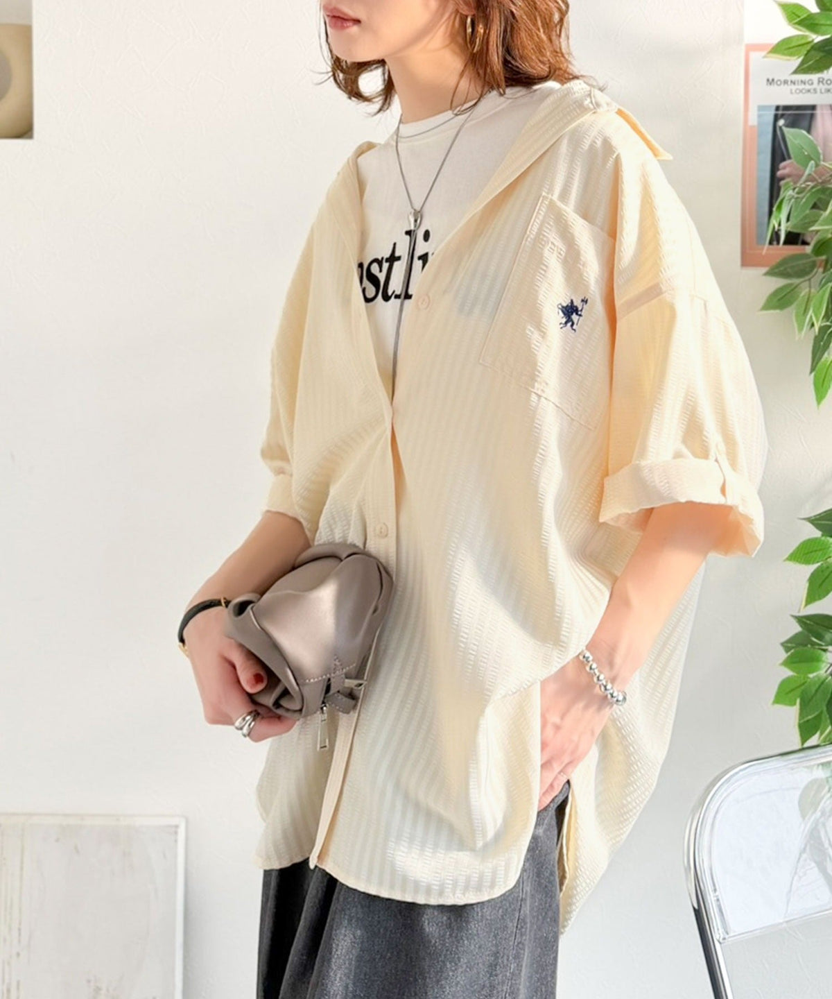 【接触冷感・吸水速乾・UVカット・防シワ機能付き】愛されレトロムードな大人カジュアル♪ドビーストライプロールアップシャツ（半袖） ce1265072
