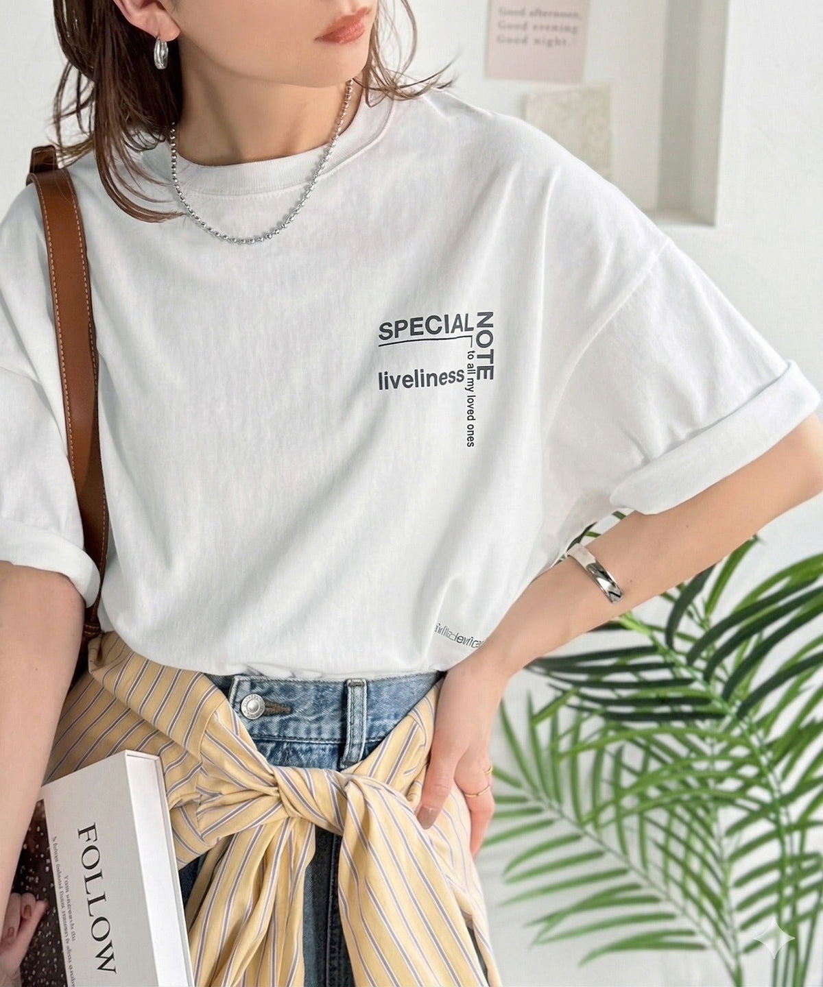 《JaVaジャバコラボ》遊びゴコロを着こなす。綿100％ 前後ランダムロゴ刺繍 オーバーサイズTシャツ（半袖） jo1320012