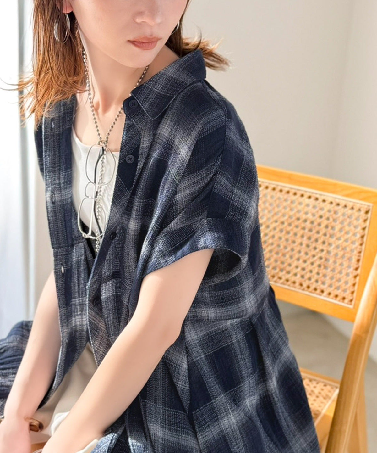 気分はリゾート♪大人可愛いチェック柄がポイント。パナマ風フレンチスリーブチェックチュニック ce1010590