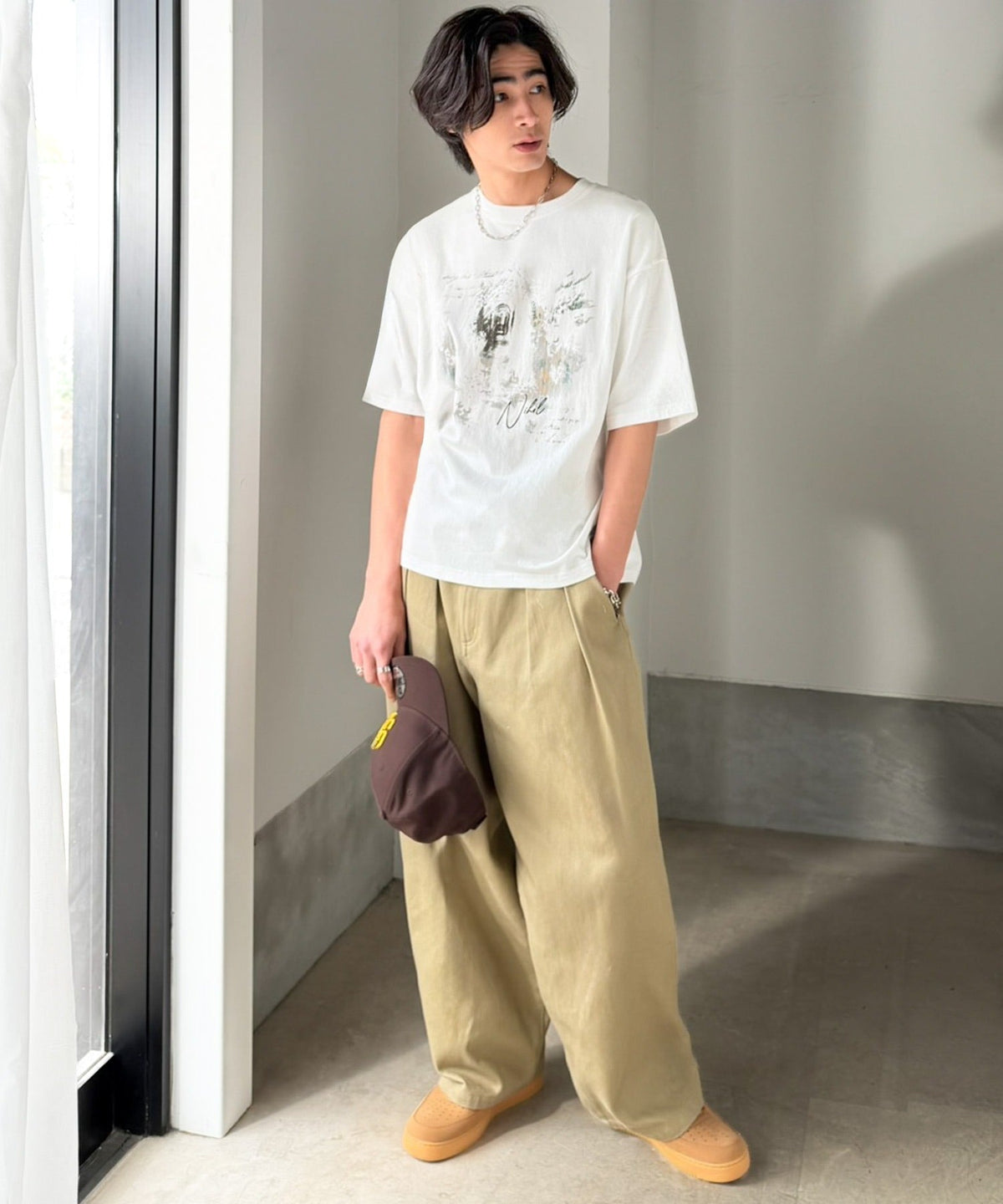 綿100％ ワンポイント刺繍入り ヴィンテージ グラフィックアソートTシャツ／Vintage Graphic Assorted T-Shirt co1320010
