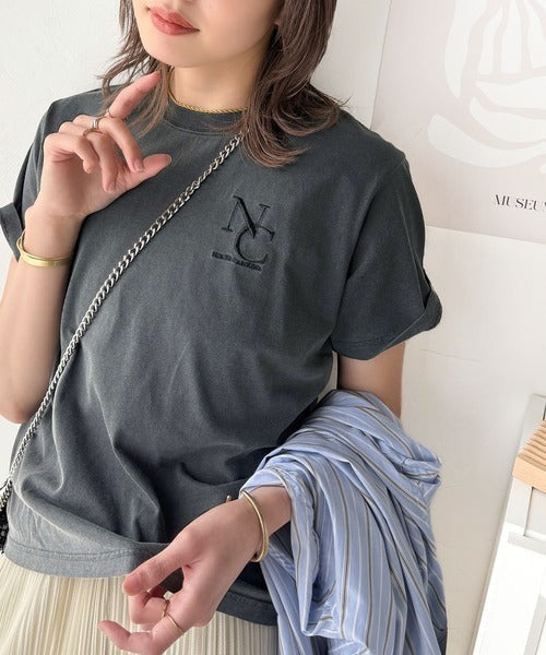 《JaVaジャバコラボ》大人カジュアルにぴったり！綿100％英字胸刺繍ピグメント加工Tシャツ（半袖） jv1330018