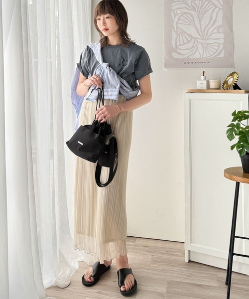 《JaVaジャバコラボ》大人カジュアルにぴったり！綿100％英字胸刺繍ピグメント加工Tシャツ（半袖） jv1330018