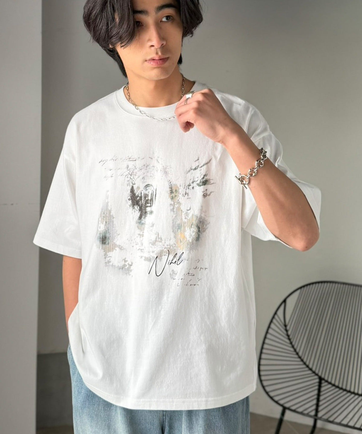 綿100％ ワンポイント刺繍入り ヴィンテージ グラフィックアソートTシャツ／Vintage Graphic Assorted T-Shirt co1320010