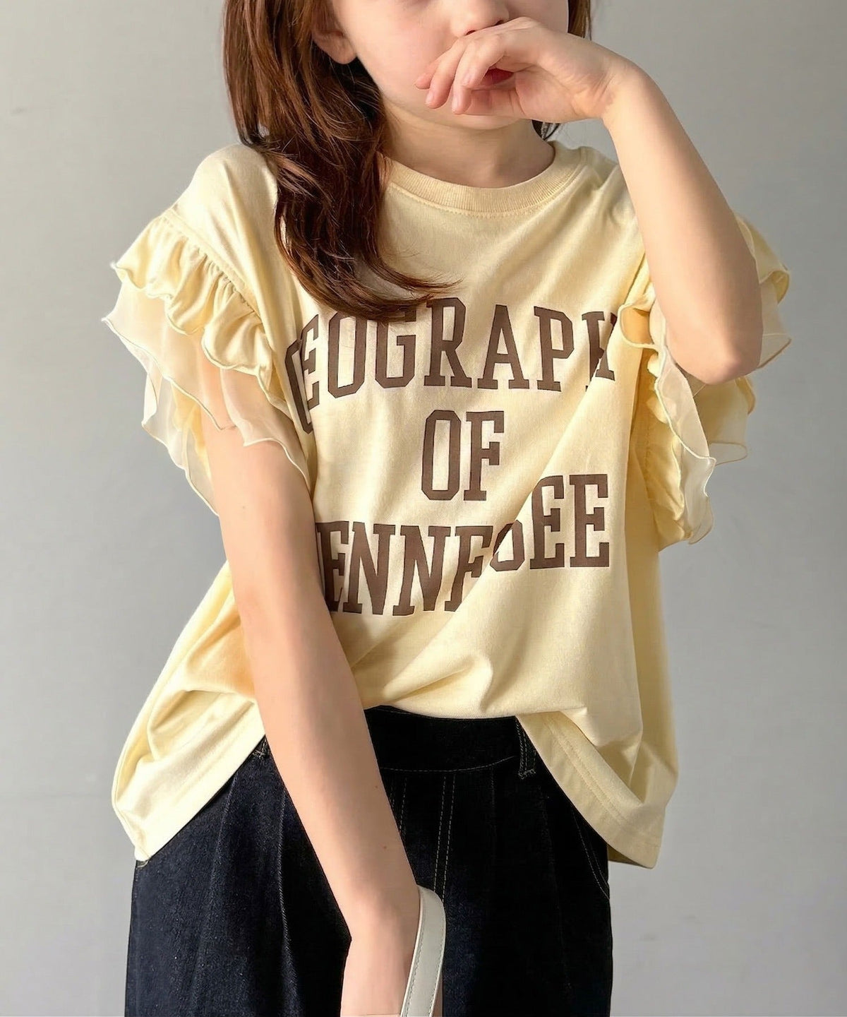 【mily bilet】【キッズ】 親子リンクコーデ可能◎ダブルフリル袖カレッジライクロゴゆるTシャツ mk1329036