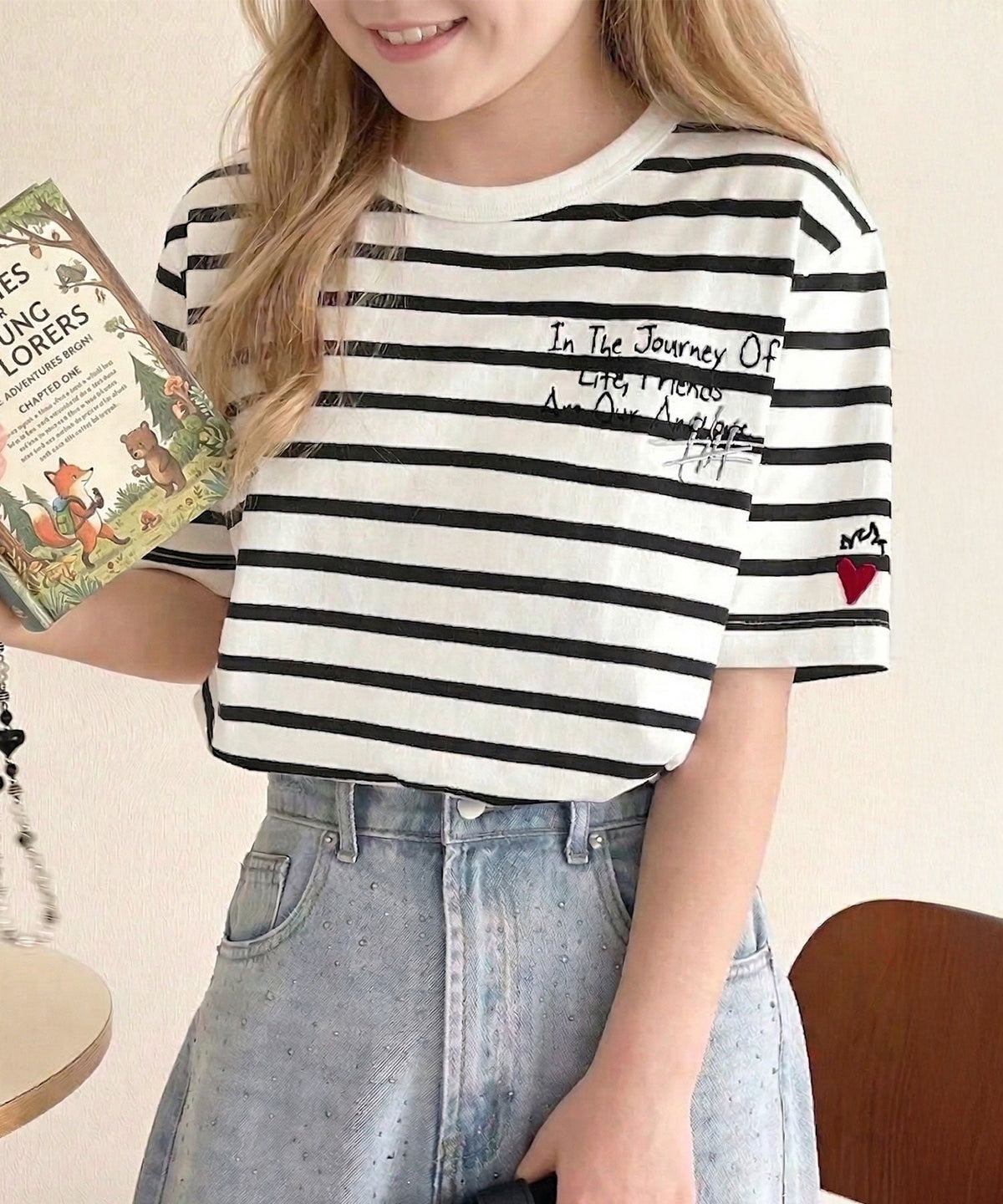【キッズ】親子リンクコーデも楽しめる！綿100%らくがき風刺繍 無地＆ボーダー柄半袖Tシャツ ck1260396