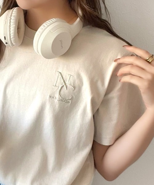 《JaVaジャバコラボ》大人カジュアルにぴったり！綿100％英字胸刺繍ピグメント加工Tシャツ（半袖） jv1330018