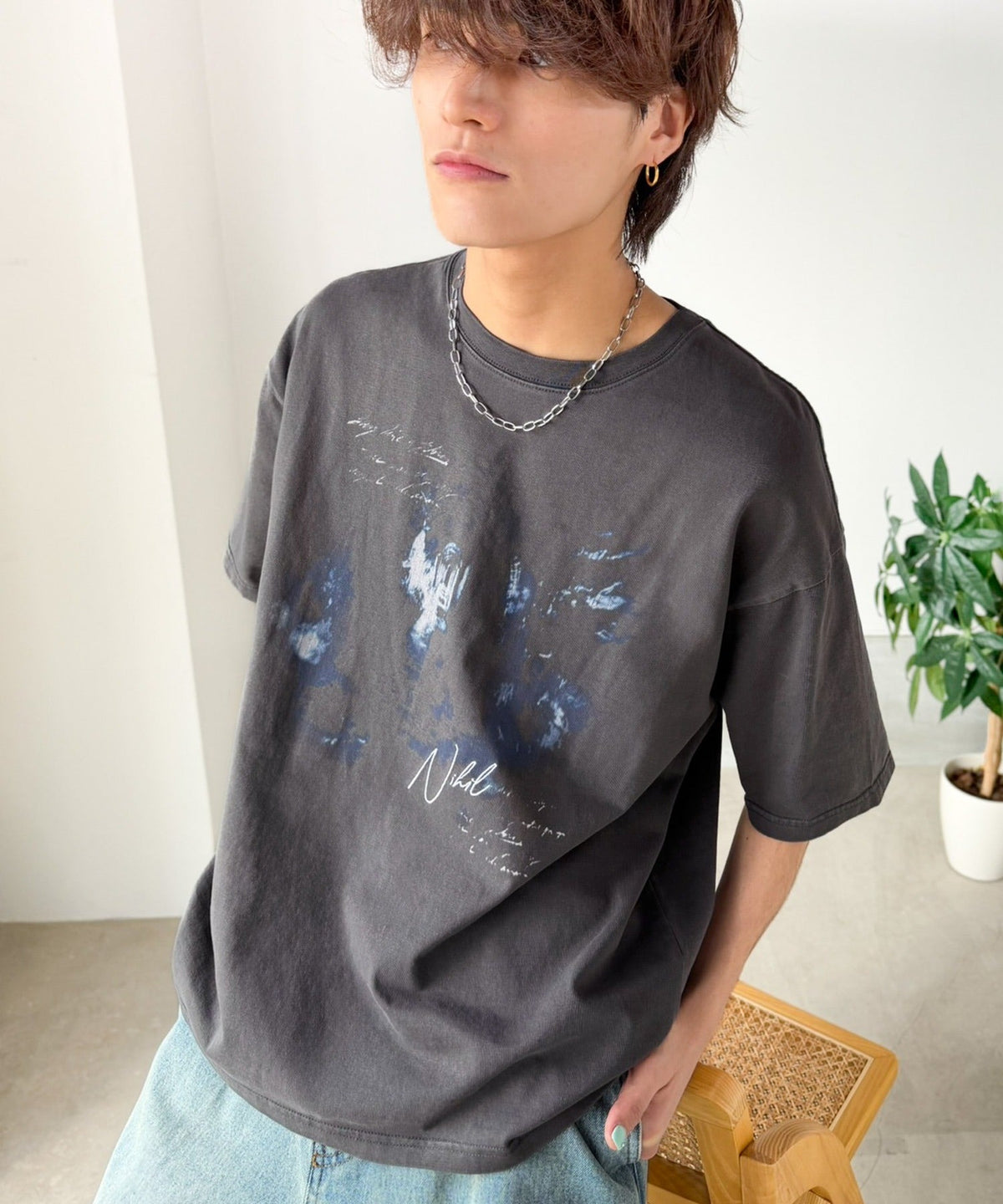 綿100％ ワンポイント刺繍入り ヴィンテージ グラフィックアソートTシャツ／Vintage Graphic Assorted T-Shirt co1320010