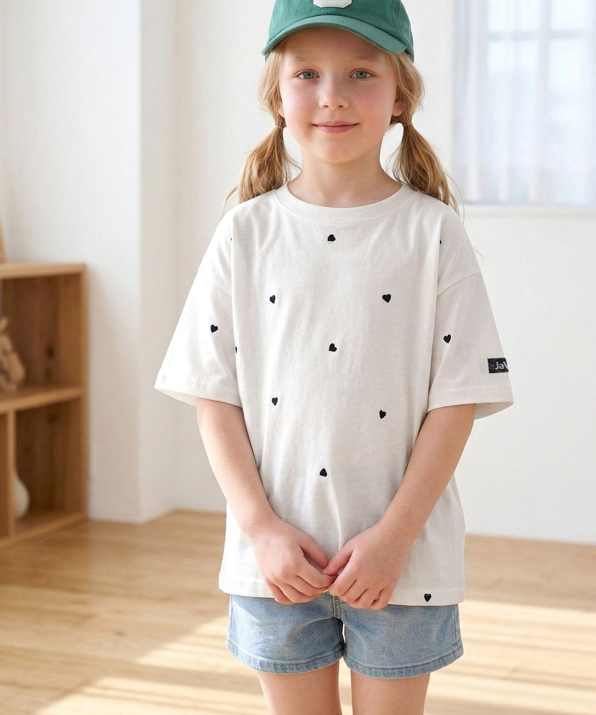 【キッズ】《JaVaジャバコラボ》親子お揃い リンクコーデできちゃう！ミニハート刺繍Tシャツ（半袖） jk1010470