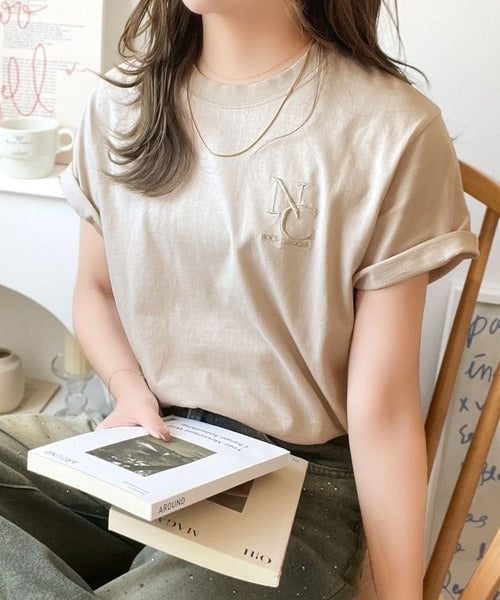 《JaVaジャバコラボ》大人カジュアルにぴったり！綿100％英字胸刺繍ピグメント加工Tシャツ（半袖） jv1330018