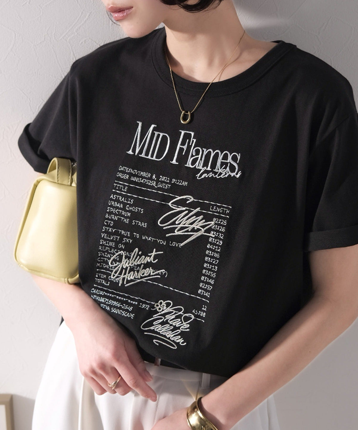 【接触冷感機能付き】遊びゴコロをくすぐる。筆記体サイン調ロゴ刺繍Tシャツ（半袖） ce1260551