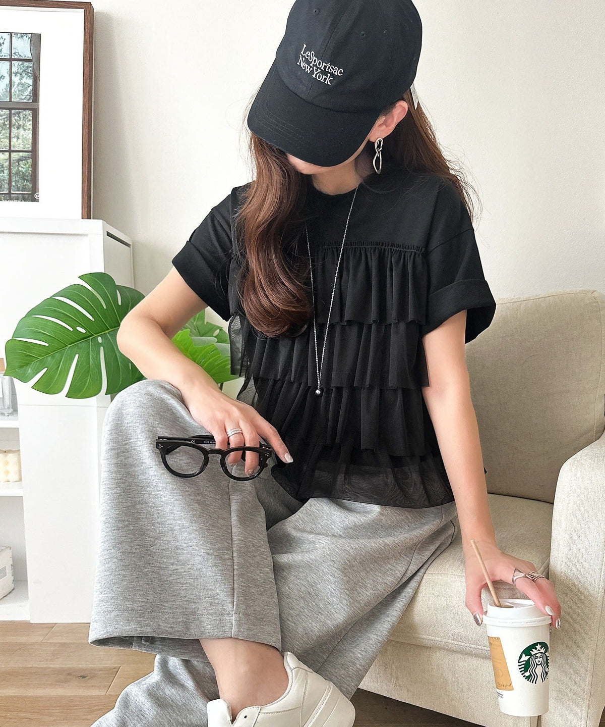 重ねてる風、が今っぽい。ビスチェ風チュールフリルドッキングTシャツ（半袖） ce1010572