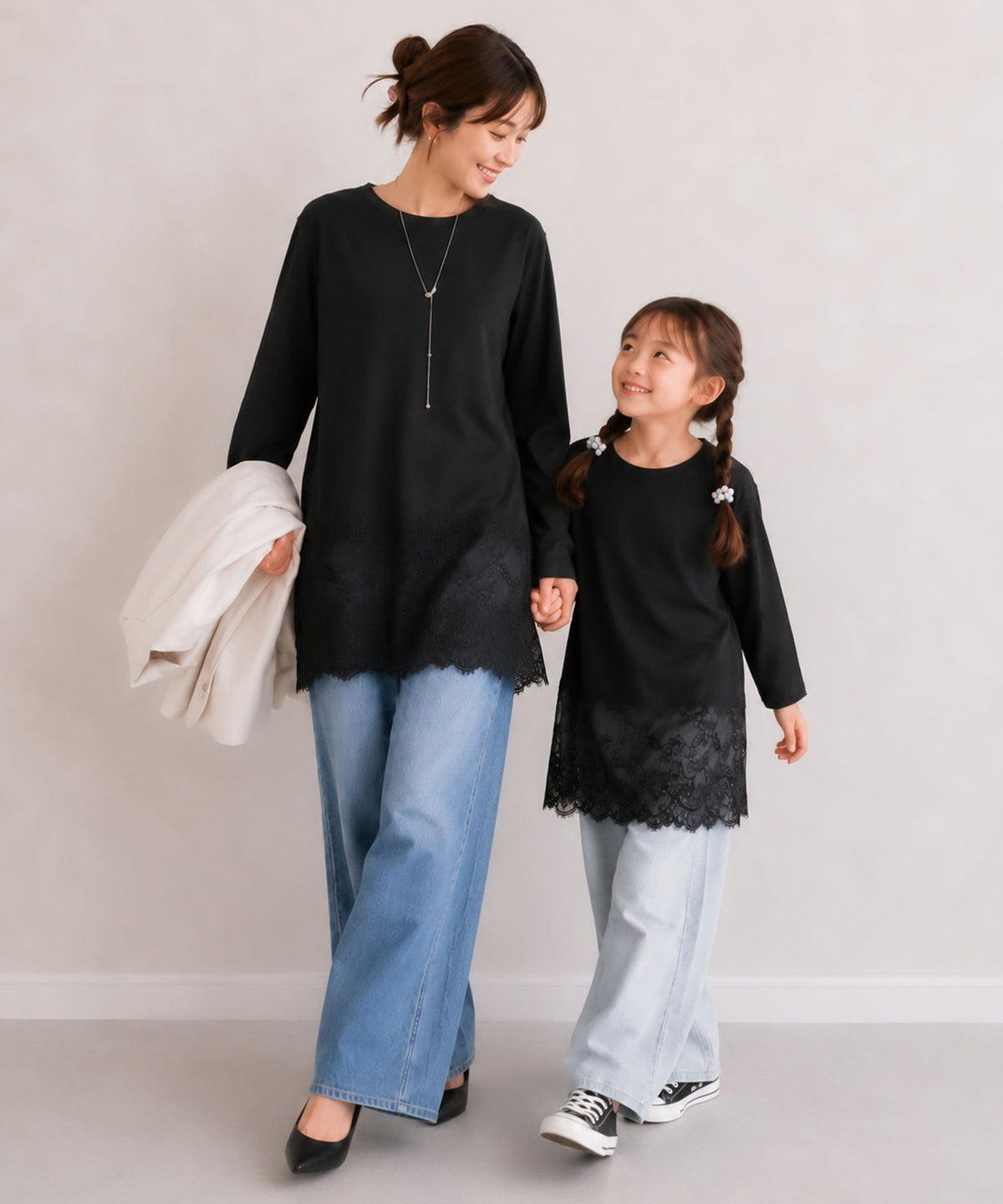【キッズ】親子お揃いOK♪さらっと今っぽくなる 裾レースドッキングTシャツ(長袖) ck1020364