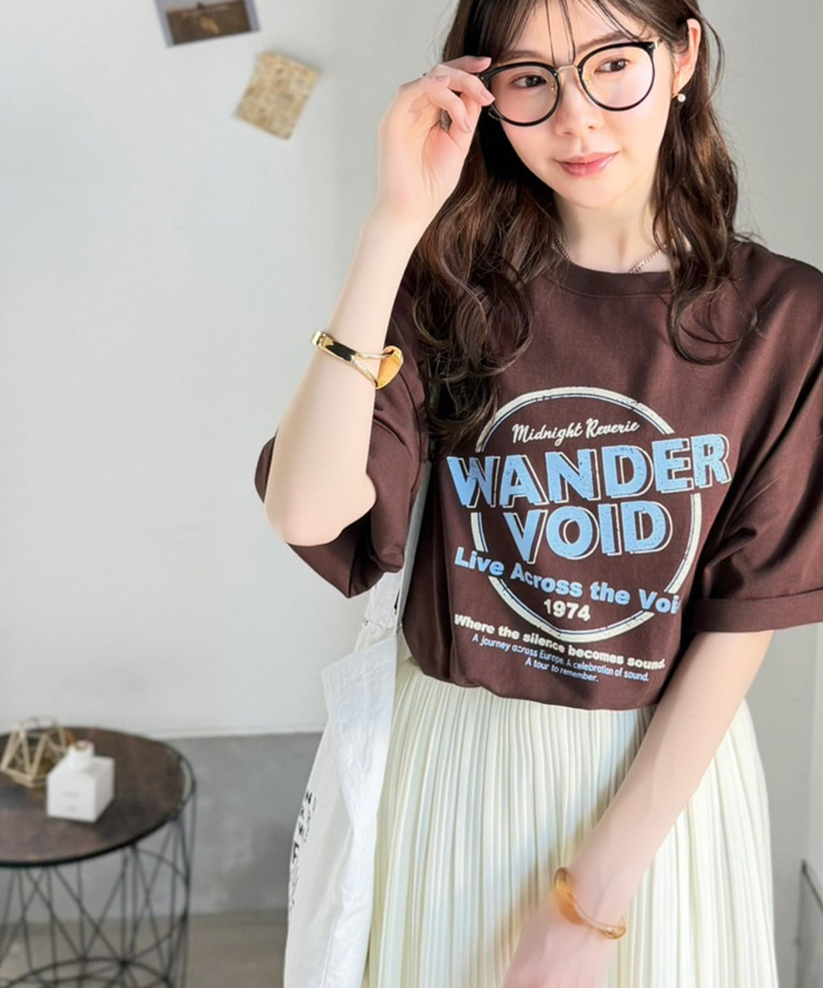 《JaVaジャバコラボ》配色で遊ぶ！大人カジュアルの決定版。綿100％ツアーロゴTシャツ (半袖) jv1329087