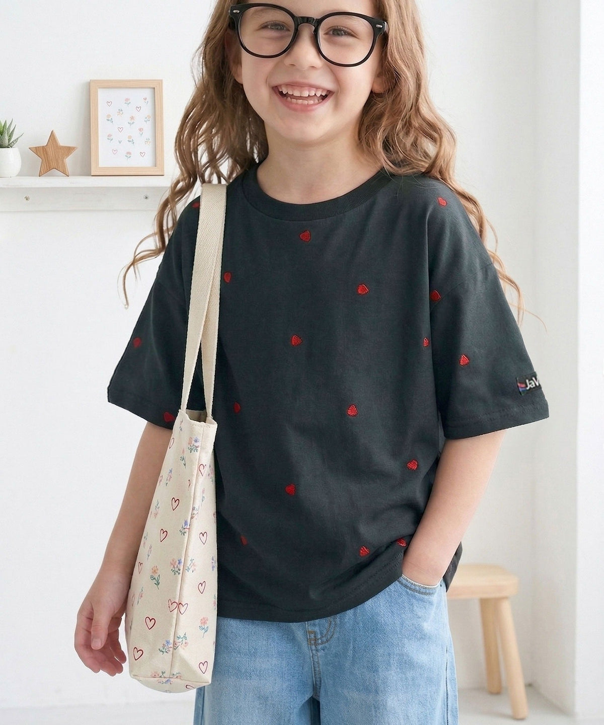 【キッズ】《JaVaジャバコラボ》親子お揃い リンクコーデできちゃう！ミニハート刺繍Tシャツ（半袖） jk1010470
