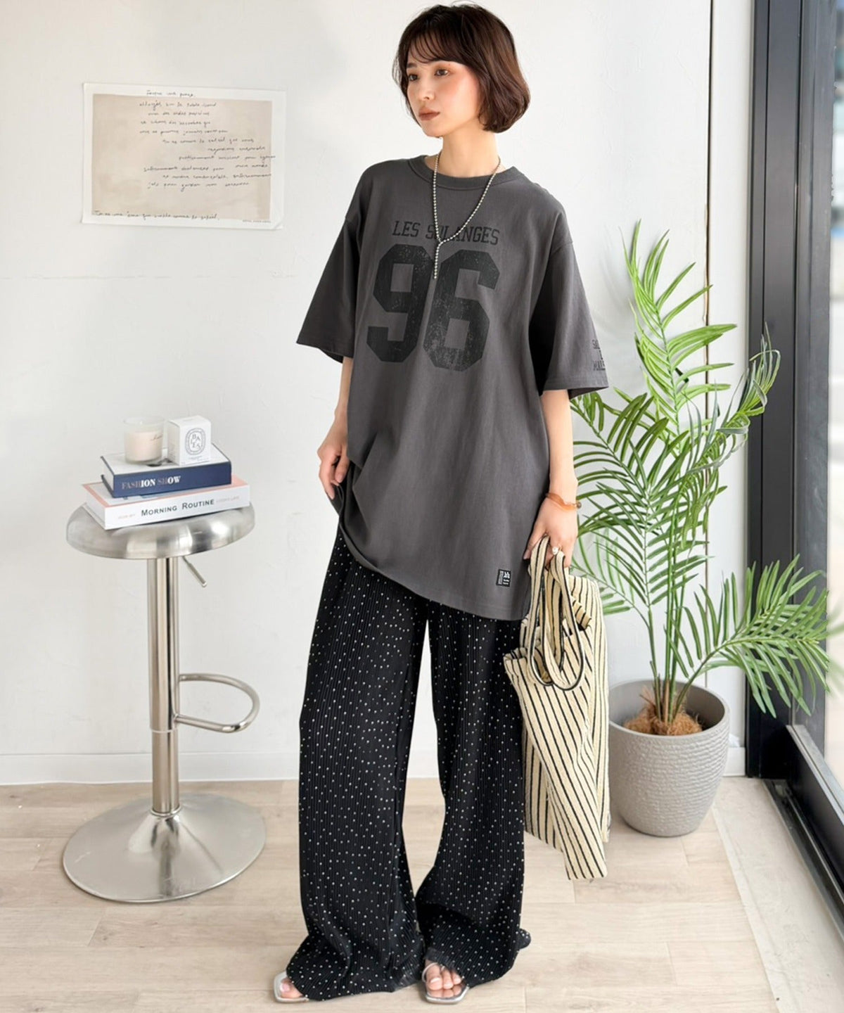 《JaVaジャバコラボ》大人のカジュアルスタイルを格上げ。綿100%ナンバリングTシャツ (半袖) jv1330096