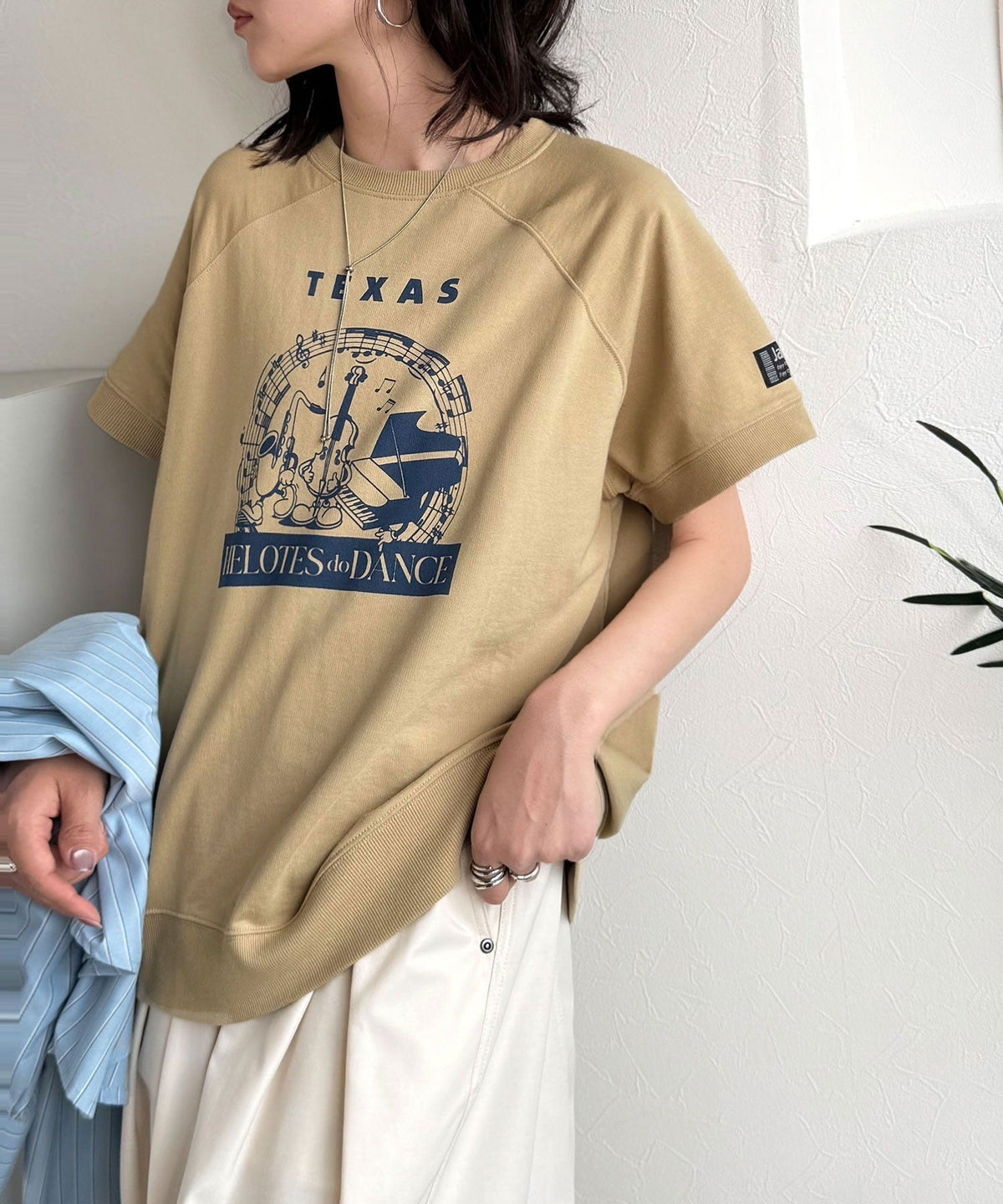 《JaVa ジャバコラボ》目を奪う、こなれ感。古着デザイン風ミュージックプリントTシャツ(半袖) jv1330086