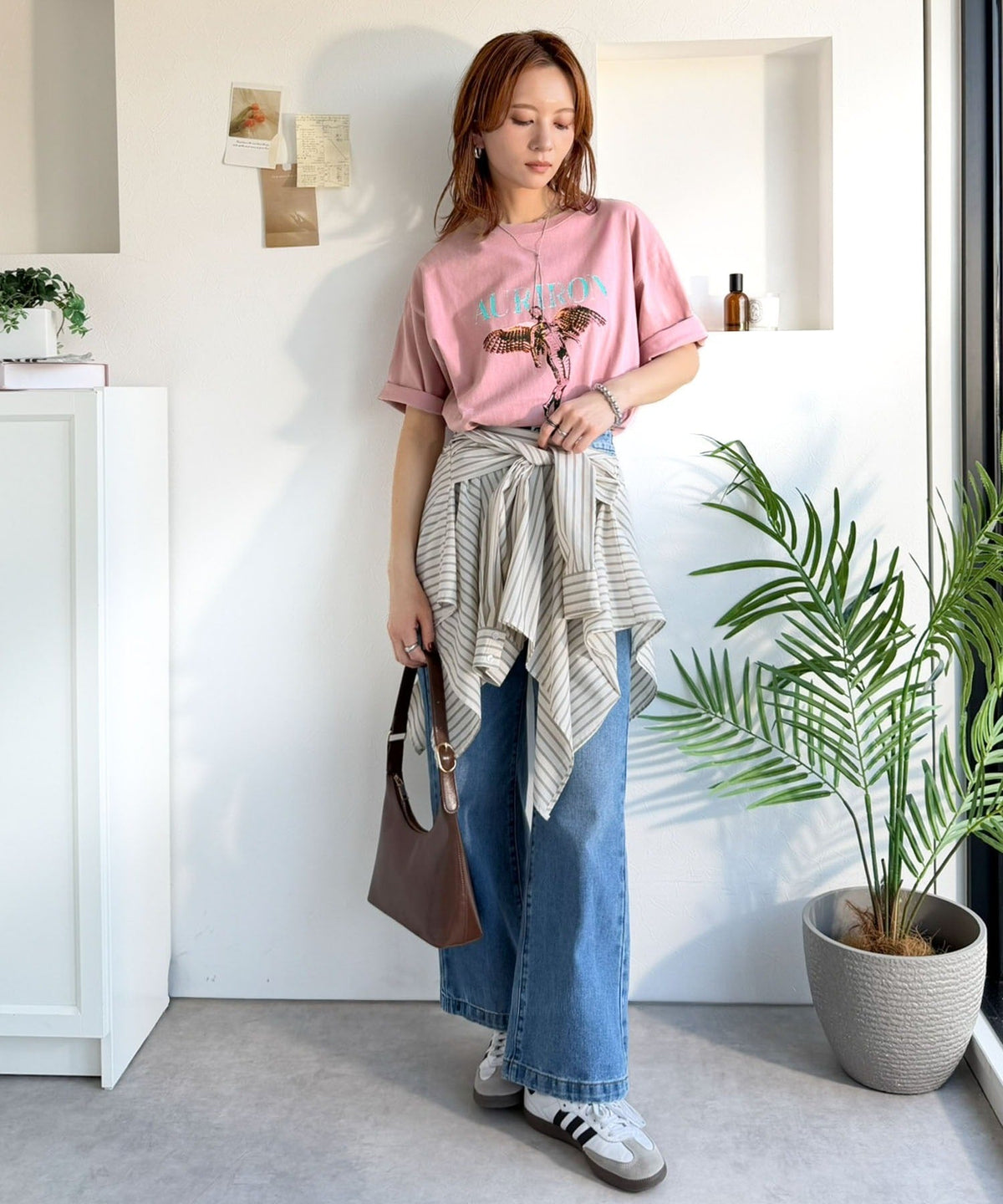 綿100％ ワンポイント刺繍入り ヴィンテージ グラフィックアソートTシャツ／Vintage Graphic Assorted T-Shirt co1320010