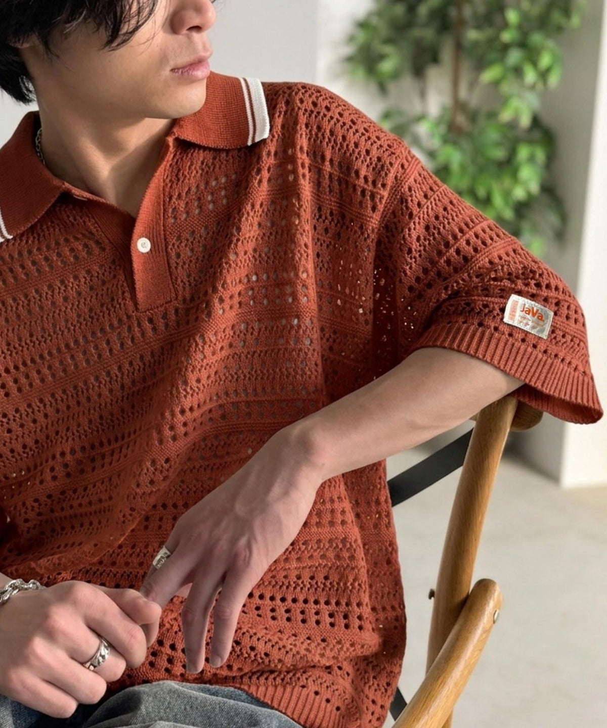 《JaVaジャバコラボ》レトロ〝っぽい〟がちょうどいい。メッシュ編地柄 スキッパー襟 ニットポロシャツ（半袖） jo1250002