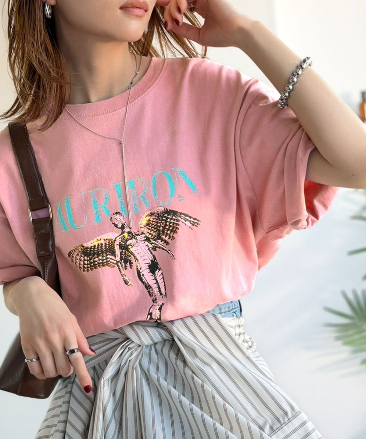 綿100％ ワンポイント刺繍入り ヴィンテージ グラフィックアソートTシャツ／Vintage Graphic Assorted T-Shirt co1320010