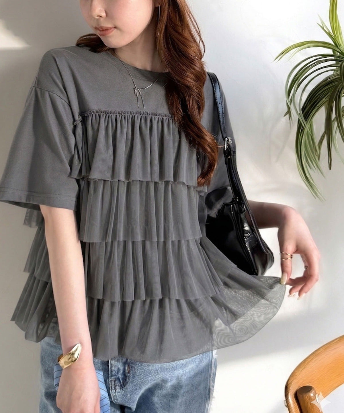 重ねてる風、が今っぽい。ビスチェ風チュールフリルドッキングTシャツ（半袖） ce1010572