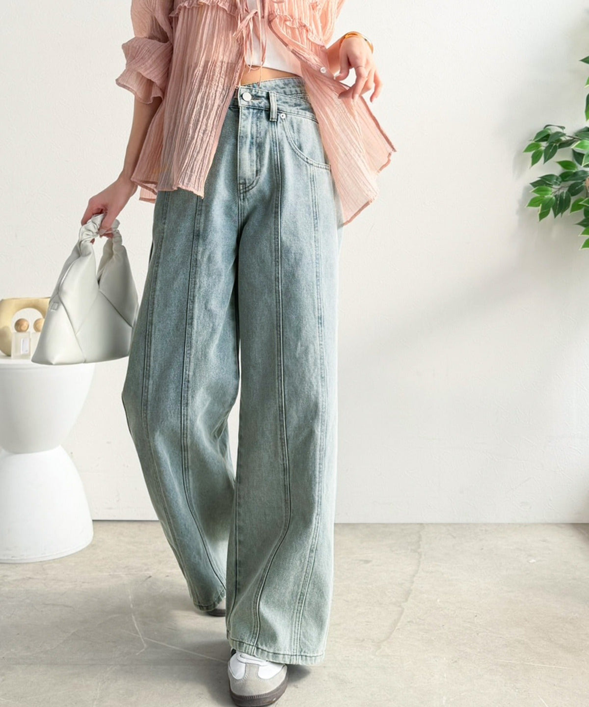 【mily bilet】盛れるワイド、優勝シルエット。ウエストアシメデザイン切り替えラインデニムパンツ mi0909026