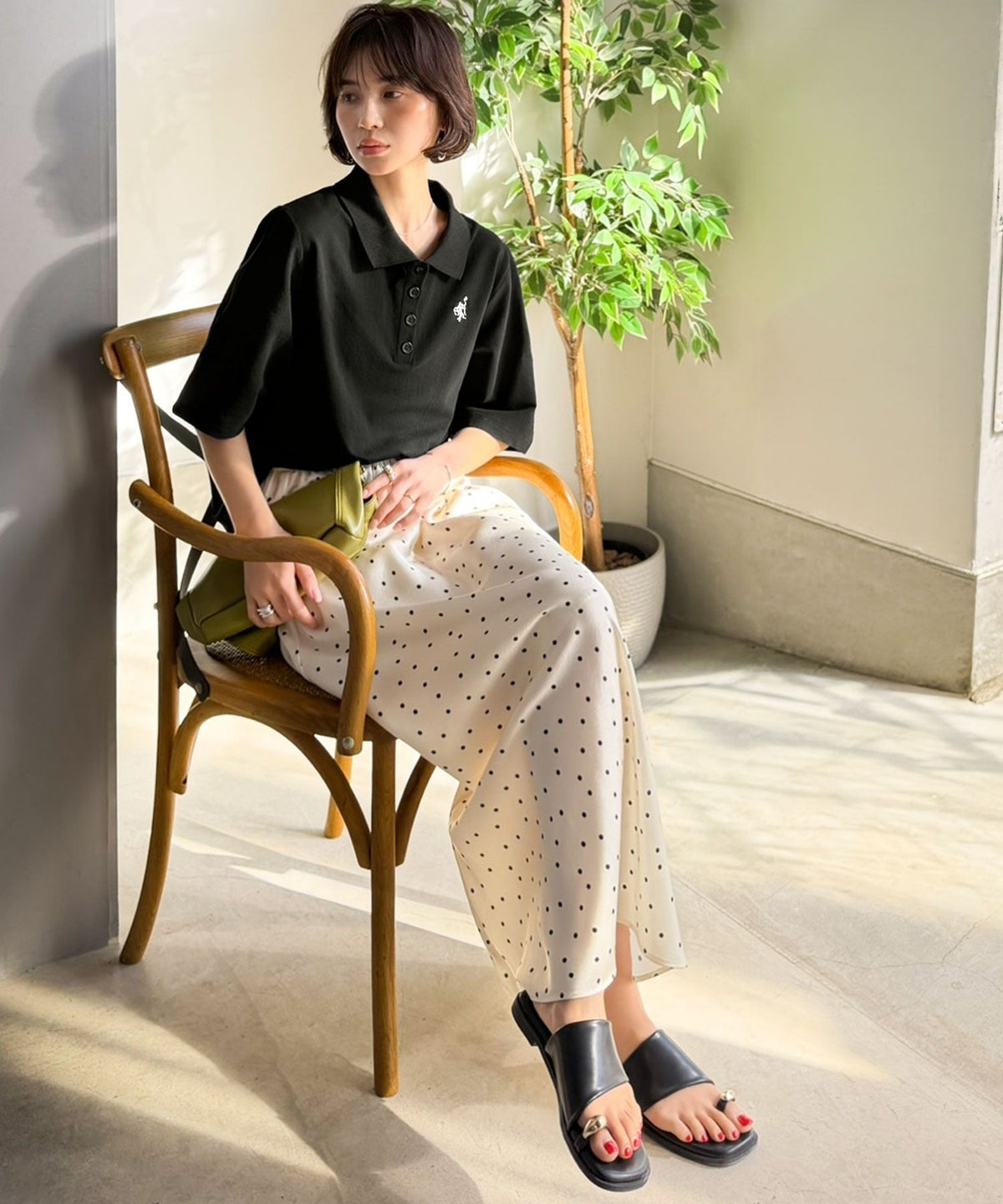 さらっと涼しい大人ポロ。大人のきれい見え◎イージーケアワンポイント胸刺繍ポロ衿プルオーバー（半袖） ce1020353