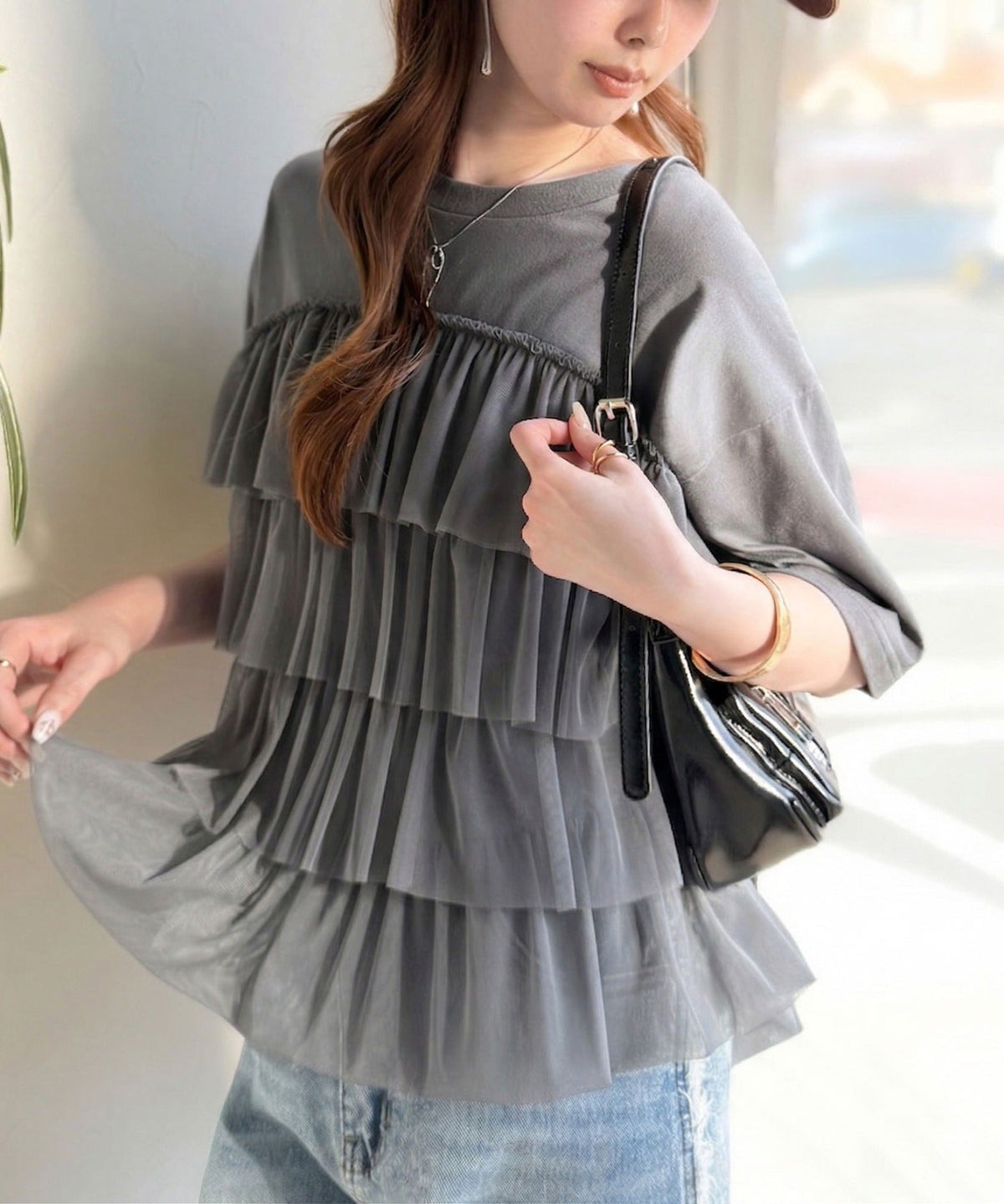 重ねてる風、が今っぽい。ビスチェ風チュールフリルドッキングTシャツ（半袖） ce1010572