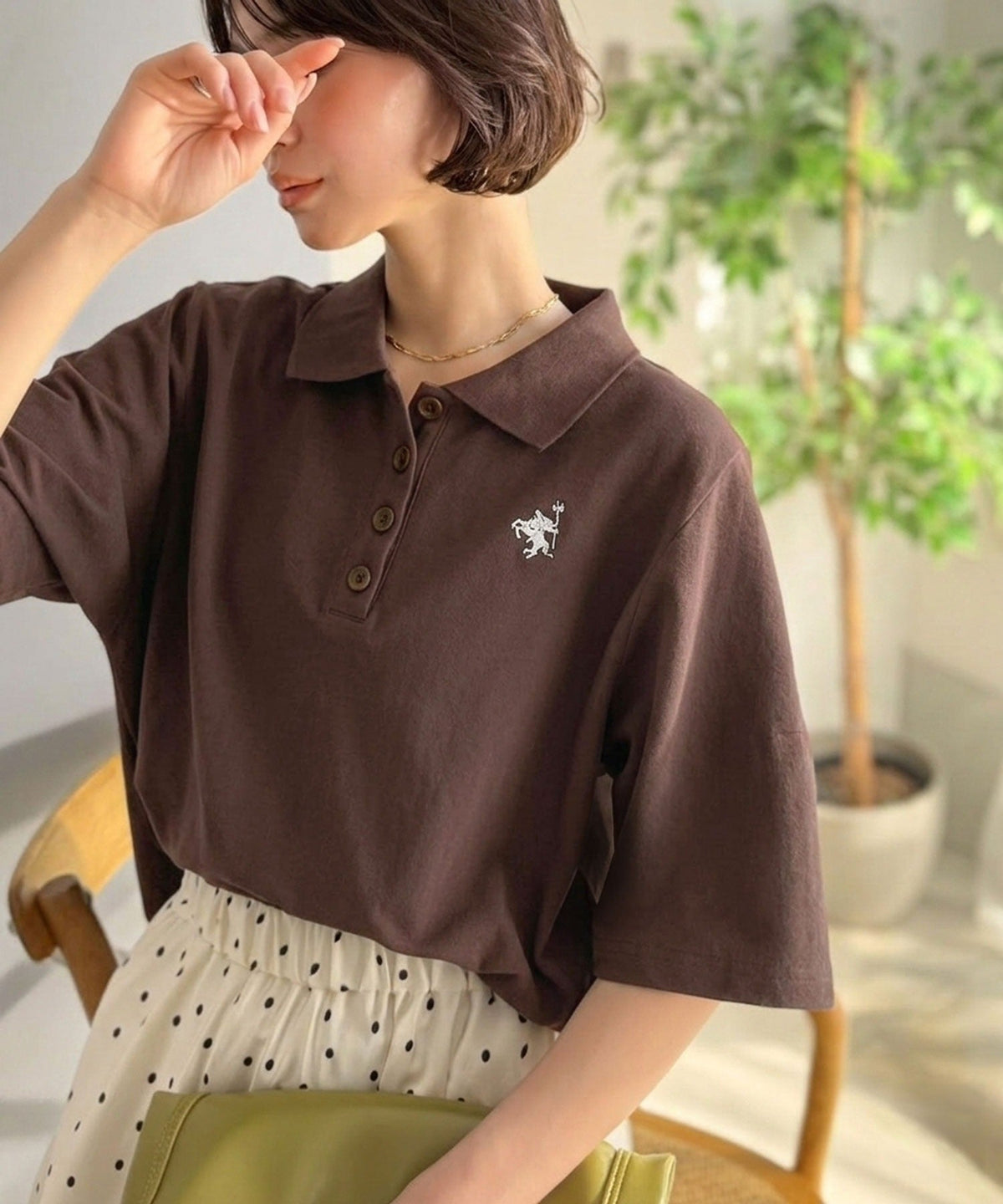 さらっと涼しい大人ポロ。大人のきれい見え◎イージーケアワンポイント胸刺繍ポロ衿プルオーバー（半袖） ce1020353