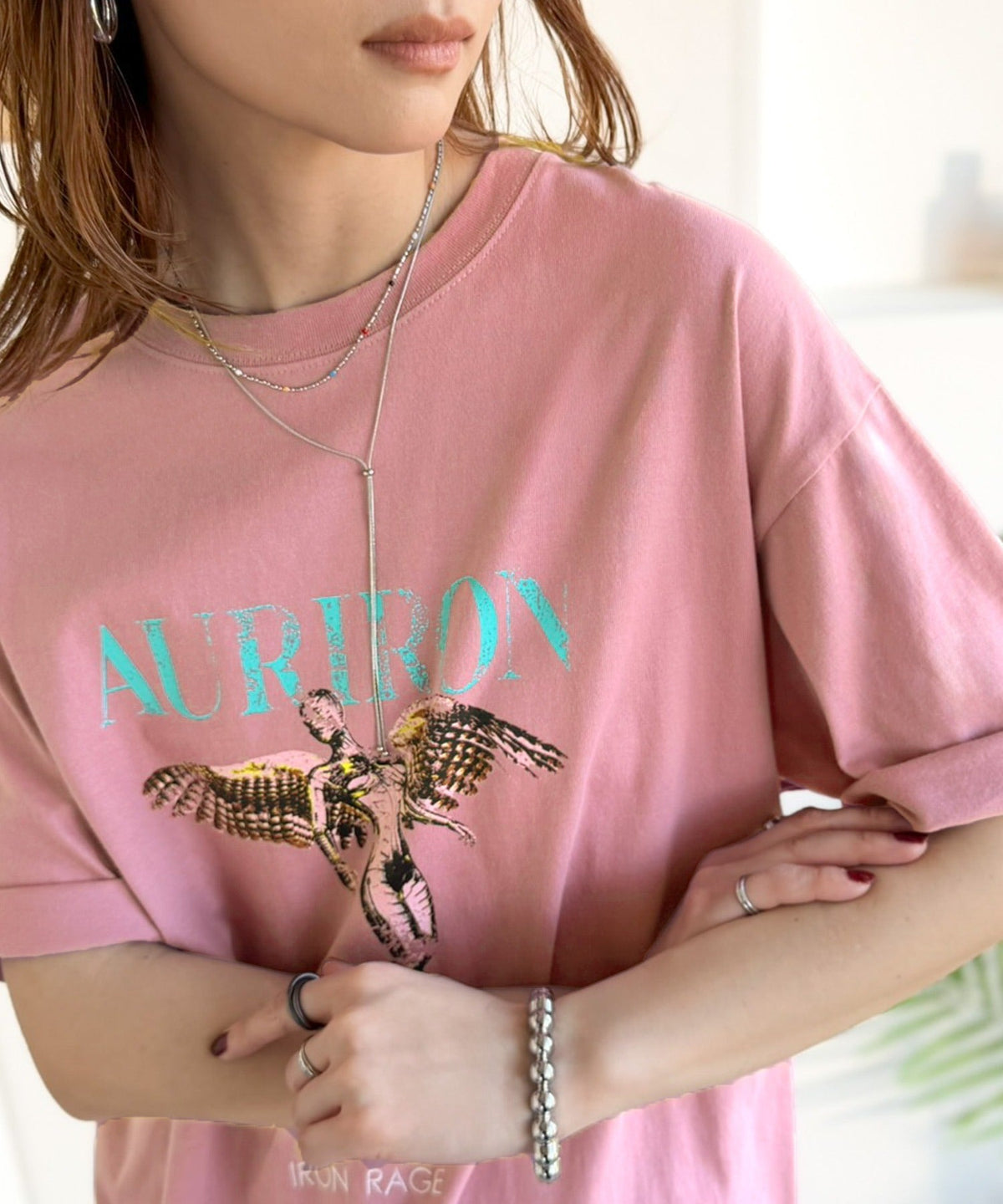 綿100％ ワンポイント刺繍入り ヴィンテージ グラフィックアソートTシャツ／Vintage Graphic Assorted T-Shirt co1320010