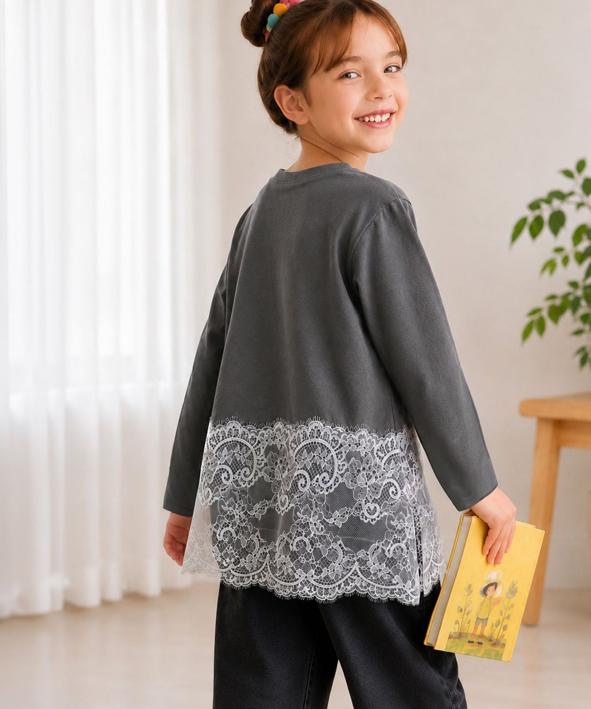 【キッズ】親子お揃いOK♪さらっと今っぽくなる 裾レースドッキングTシャツ(長袖) ck1020364