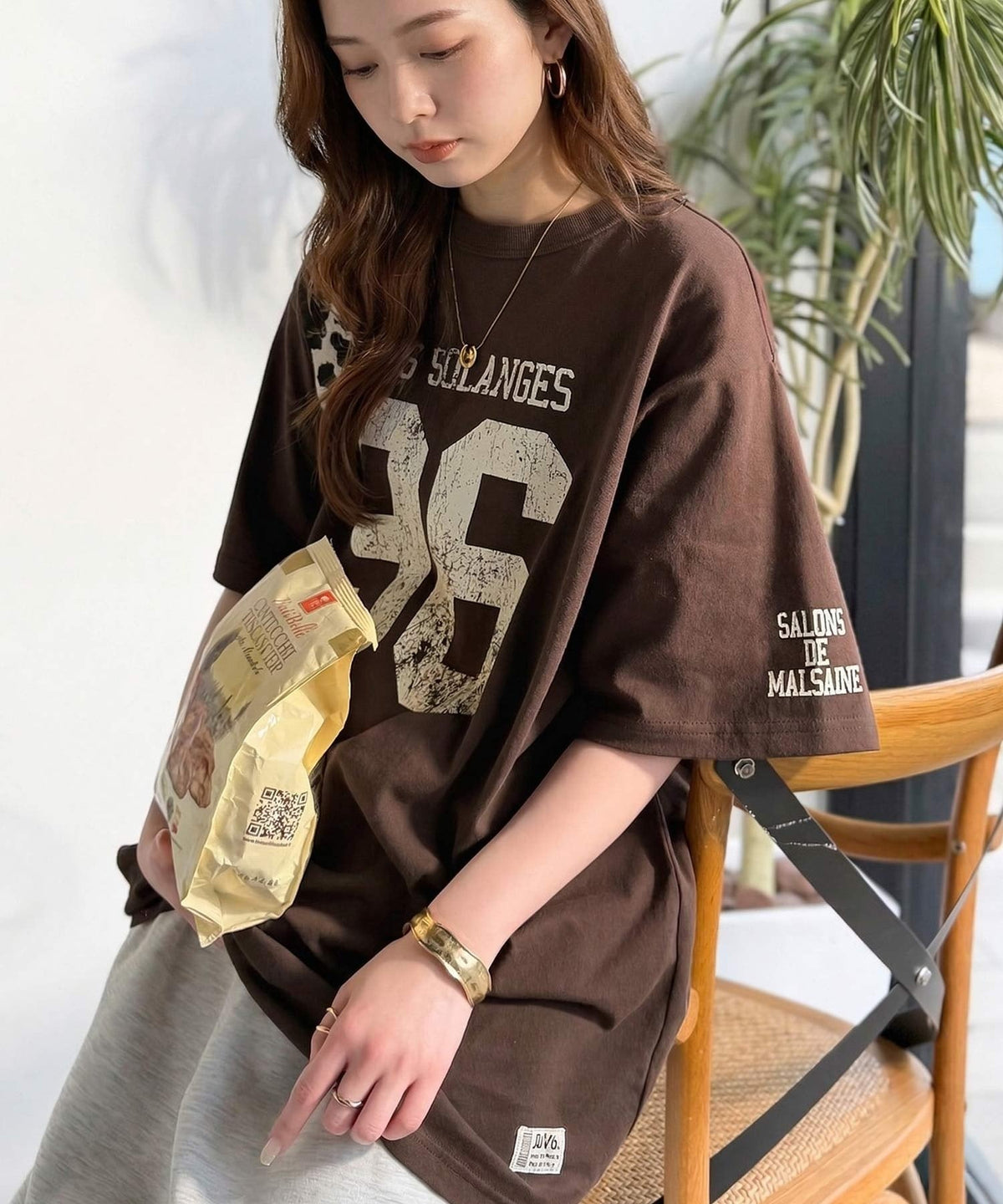 《JaVaジャバコラボ》大人のカジュアルスタイルを格上げ。綿100%ナンバリングTシャツ (半袖) jv1330096