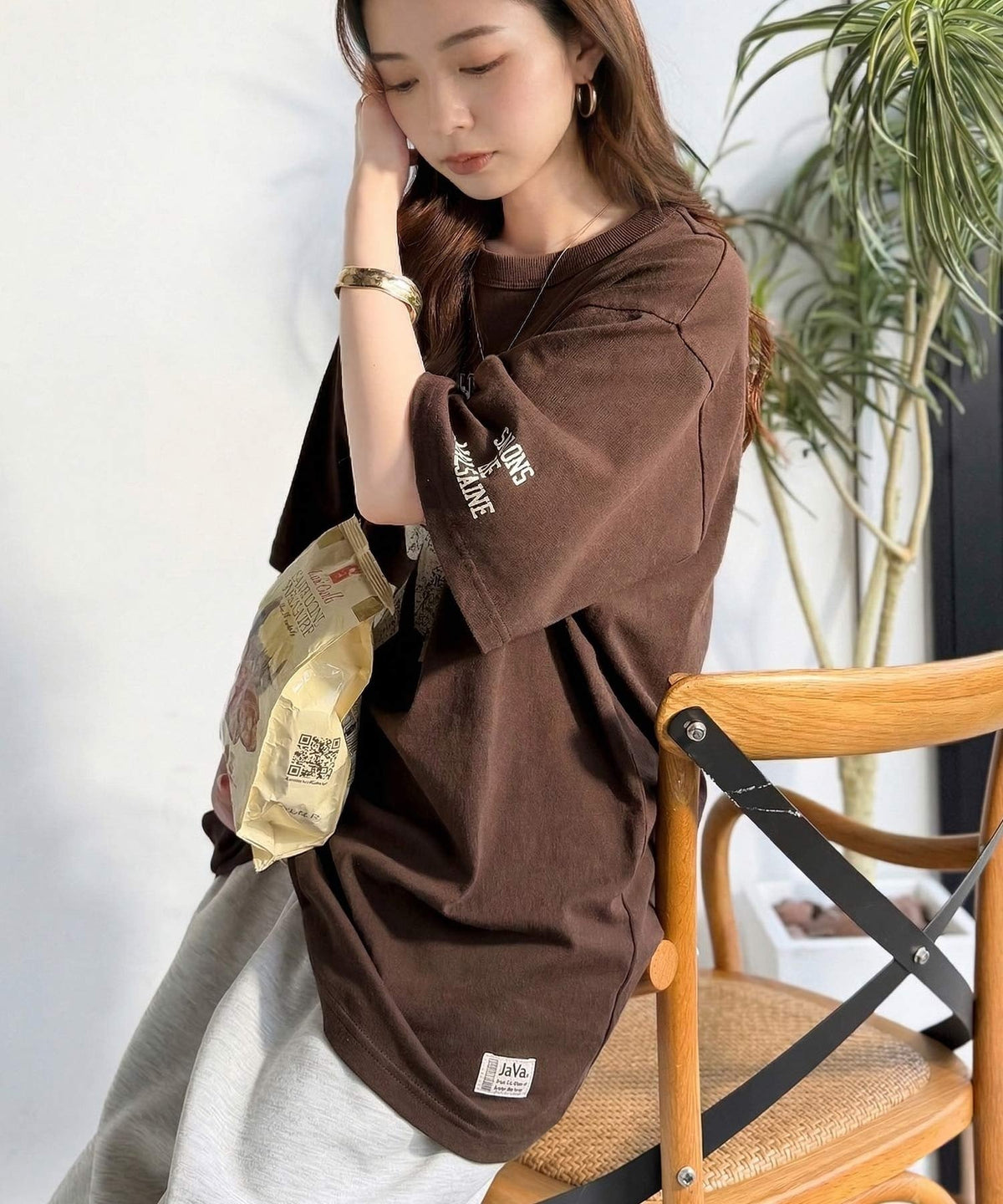 《JaVaジャバコラボ》大人のカジュアルスタイルを格上げ。綿100%ナンバリングTシャツ (半袖) jv1330096